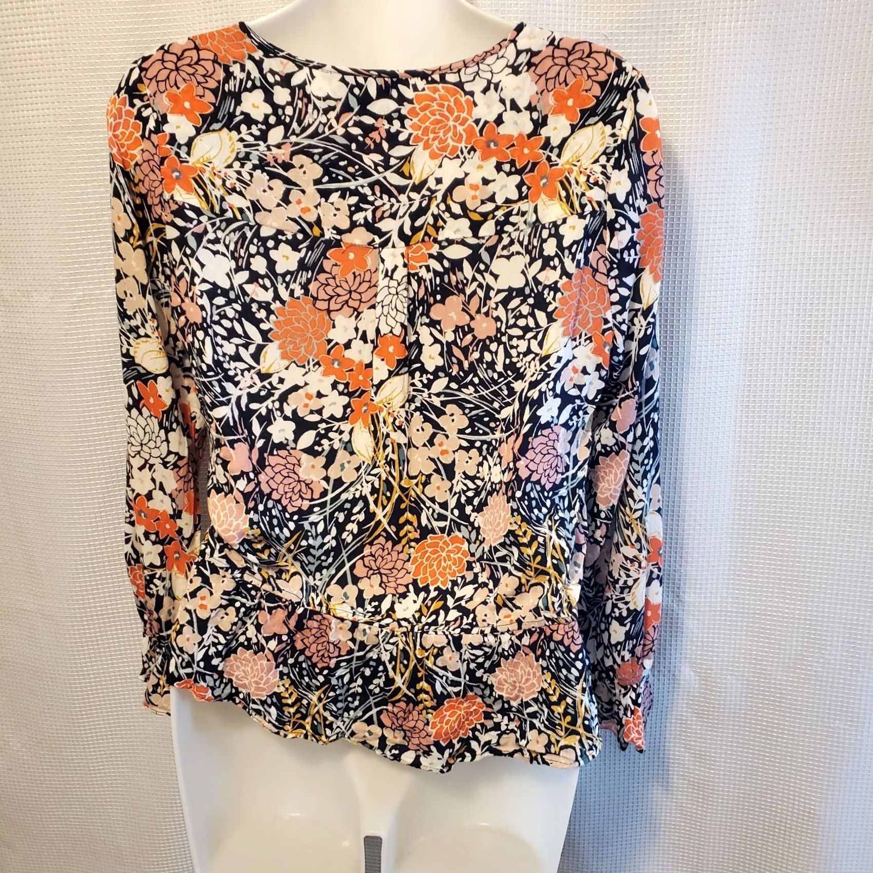 Anthropologie Anthropologie Maeve Floral Begonia Peasant Top Boho Lagenlook Small Size S / US 4 / IT 40 - 6 Thumbnail