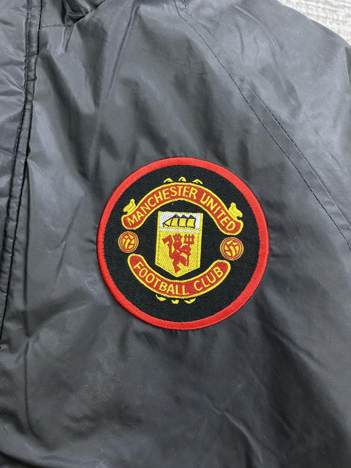 Umbro Vintage 90s Manchester United X Umbro Side Tape Jacket Size US XL / EU 56 / 4 - 10 Thumbnail