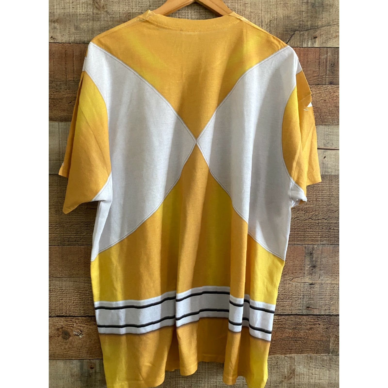 Vintage Mighty Morphin Power Rangers Adult Mens-2XL Yellow Shirt Costume Size US XXL / EU 58 / 5 - 4 Thumbnail
