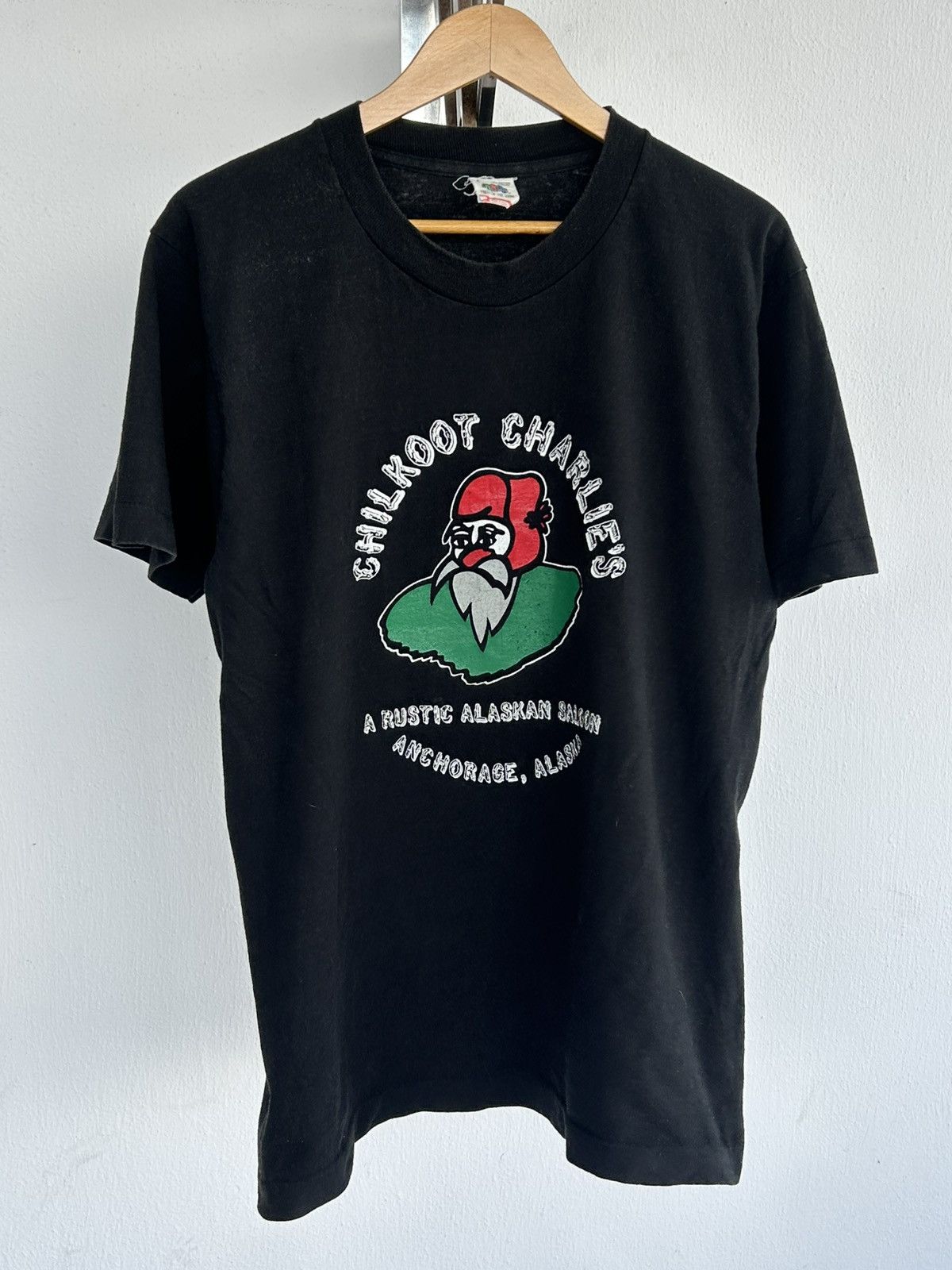Vintage Chilkoot Charlies Alaska Vintage Black Tee Size US L / EU 52-54 / 3 - 2 Thumbnail
