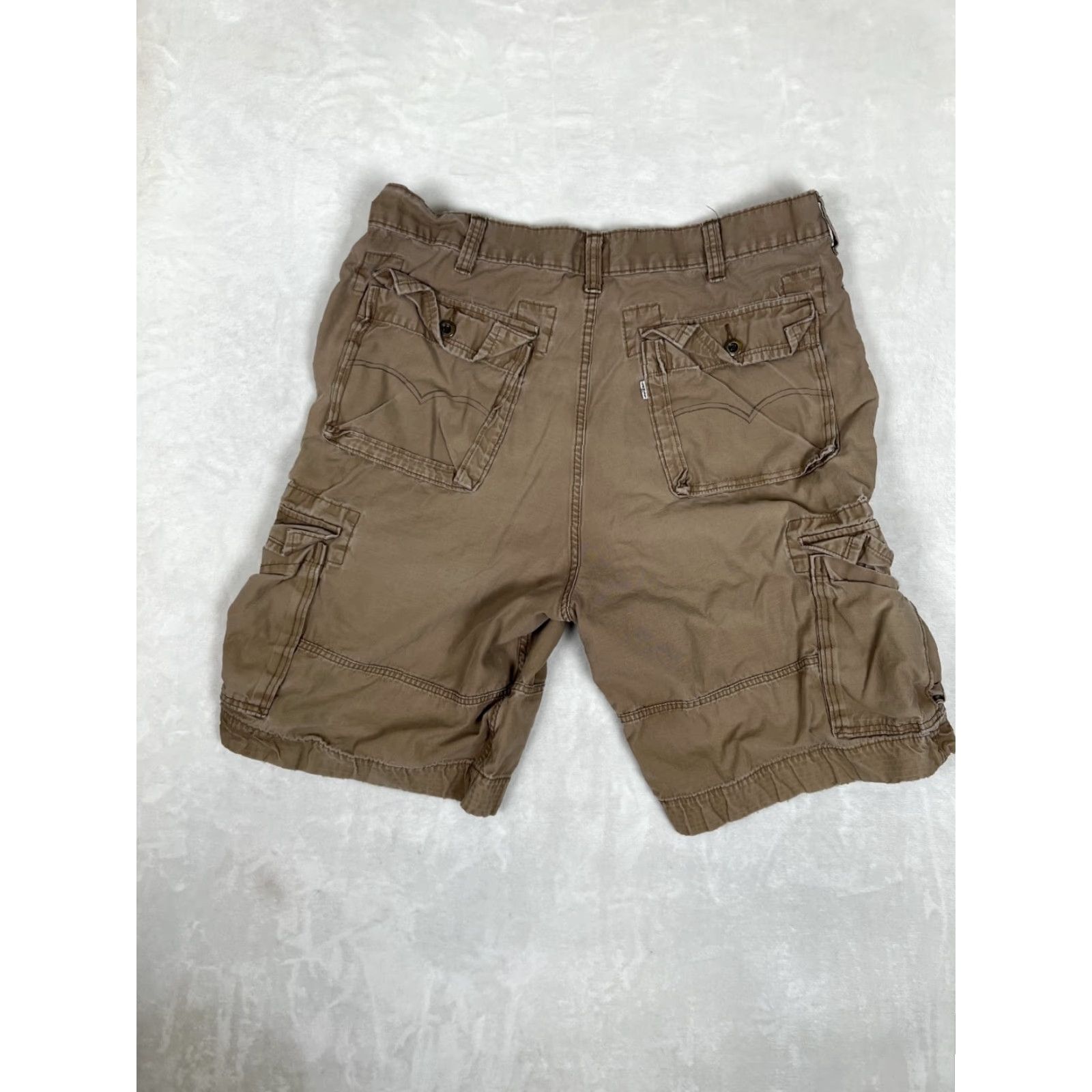 Levi's VINTAGE Levi’s Cargo Shorts Men Regular 32 Brown Cotton 90s Outdoor 12in Inseam Mens Size US 32 / EU 48 - 7 Thumbnail