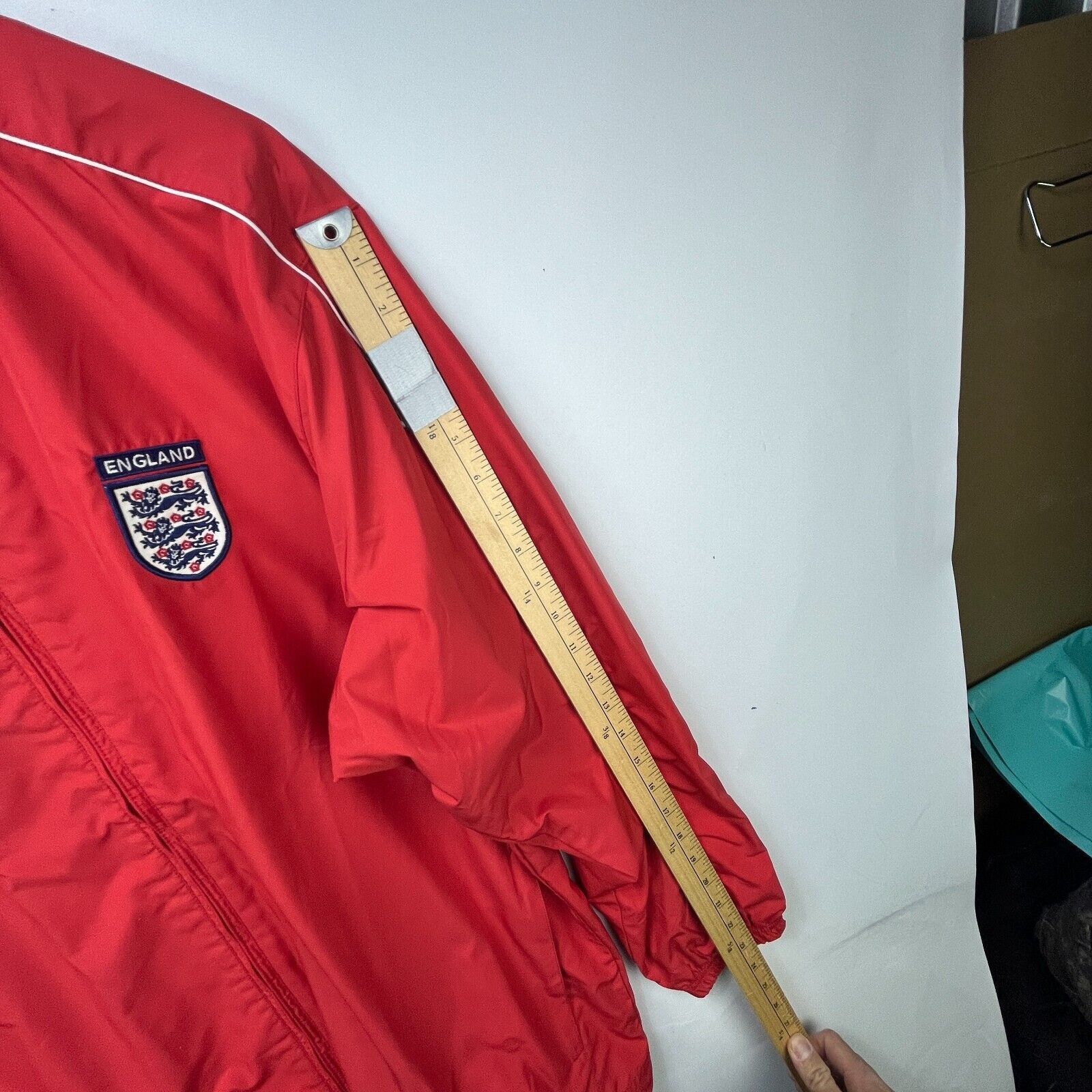Umbro × Vintage Vintage Umbro England Football Windbreaker Track Jacket Med Size US M / EU 48-50 / 2 - 11 Thumbnail