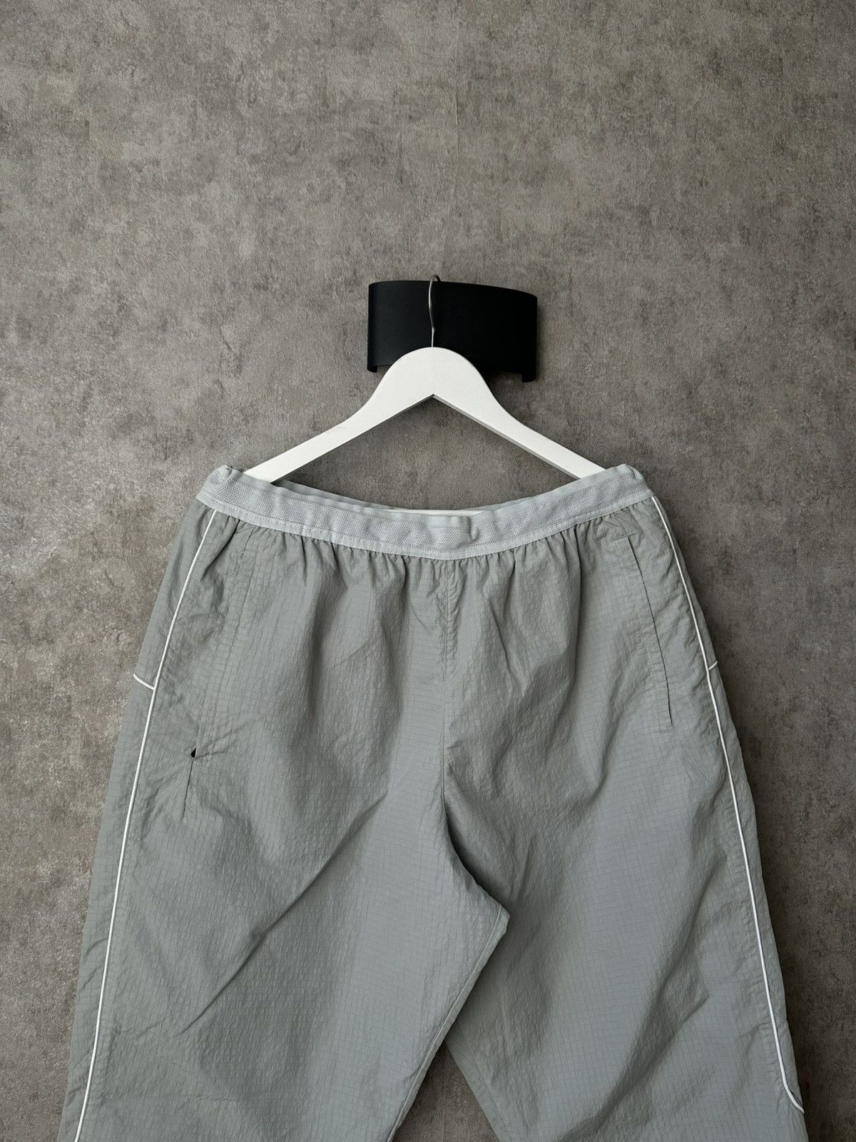 Corteiz Nike woven track pants Size US 36 / EU 52 - 12 Thumbnail