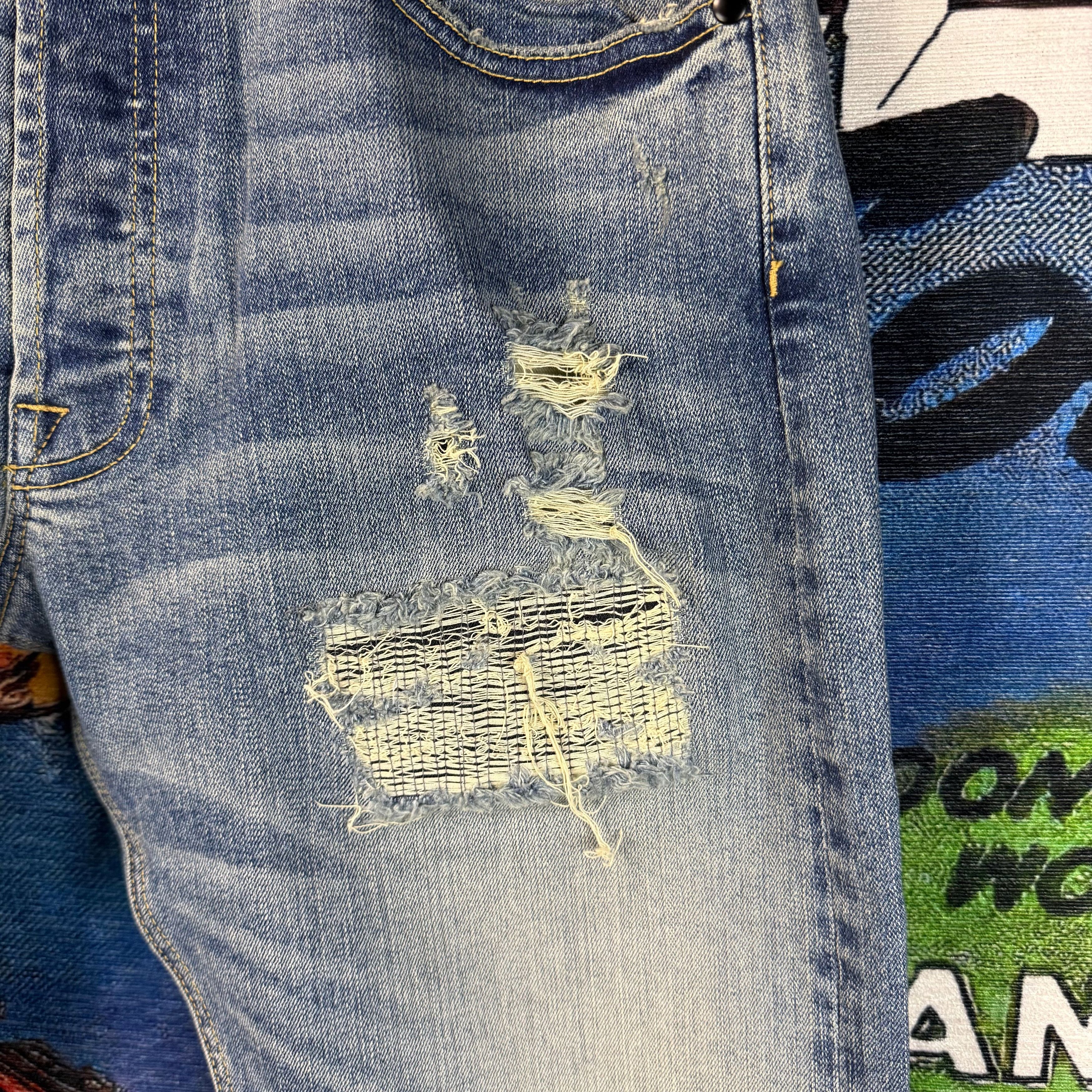 A Ma Maniere A Ma Maniére Distressed Skinny Jeans Size 32 Size US 32 / EU 48 - 4 Thumbnail