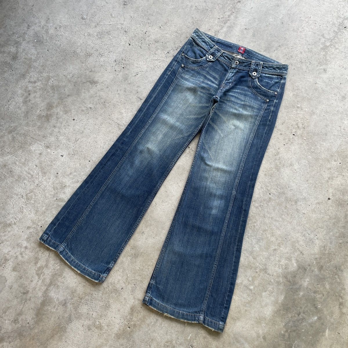 Japanese Brand Vintage Japanese FLARE Faded BOOTCUT Jeans Denim Pants RARE Size US 32 / EU 48 - 3 Thumbnail