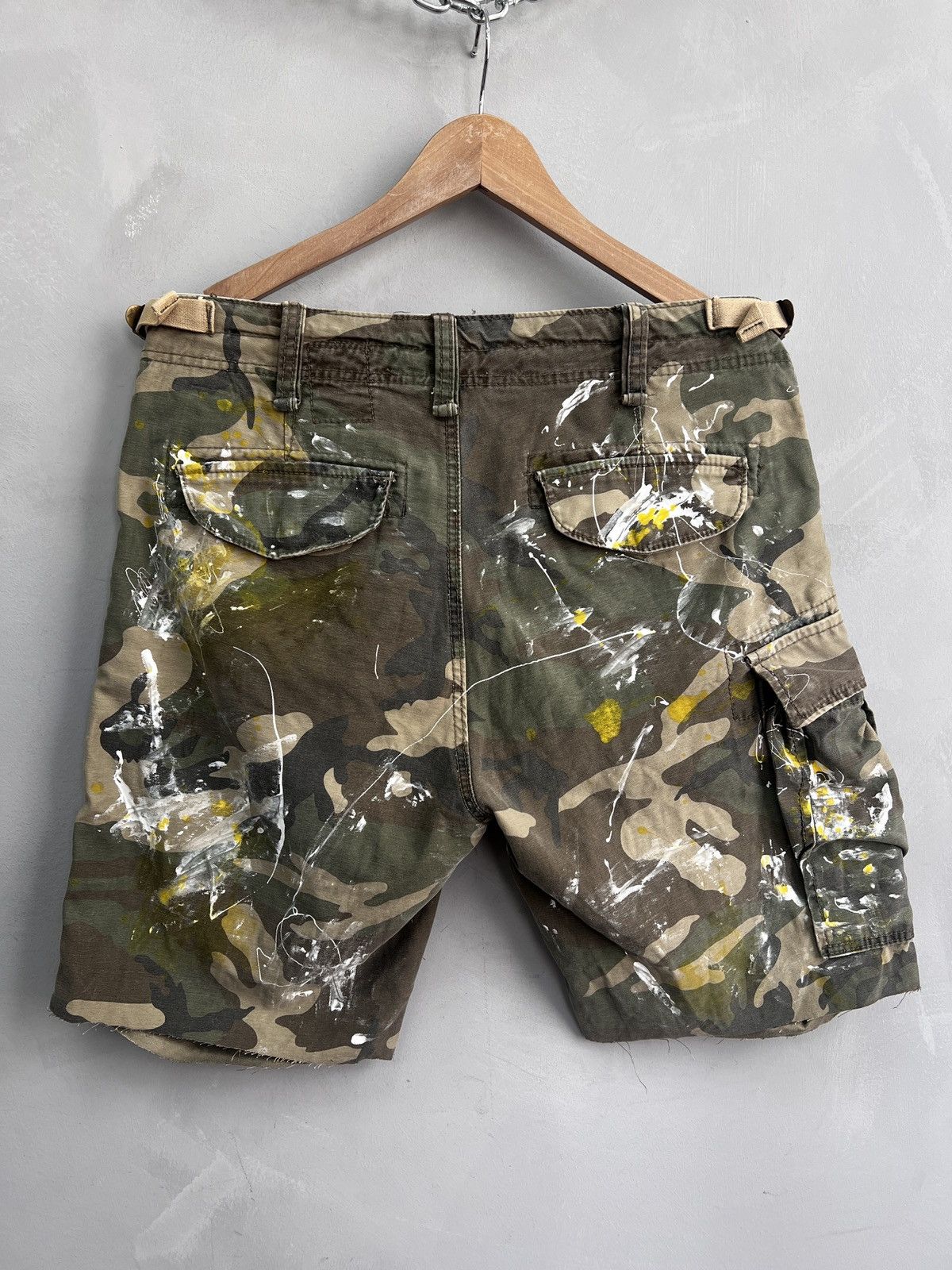 Vintage 1995 faded painted Vintage Cargo Camo Shorts Size US 30 / EU 46 - 9 Thumbnail