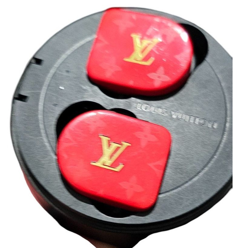 Louis Vuitton Louis Vuitton Horizon Wireless Red Earbuds Size ONE SIZE - 8 Thumbnail
