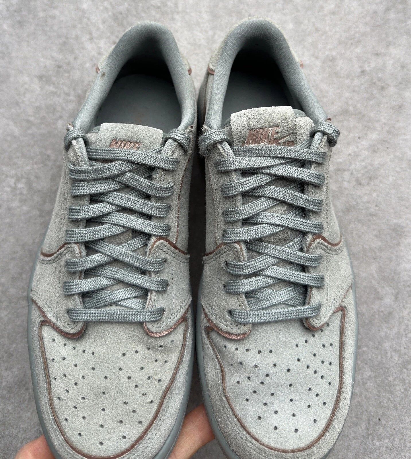 Nike Nike Air Jordan 1 Retro Low Suede Shoes Mica Green Trainers Size US 7.5 / IT 37.5 - 12 Thumbnail