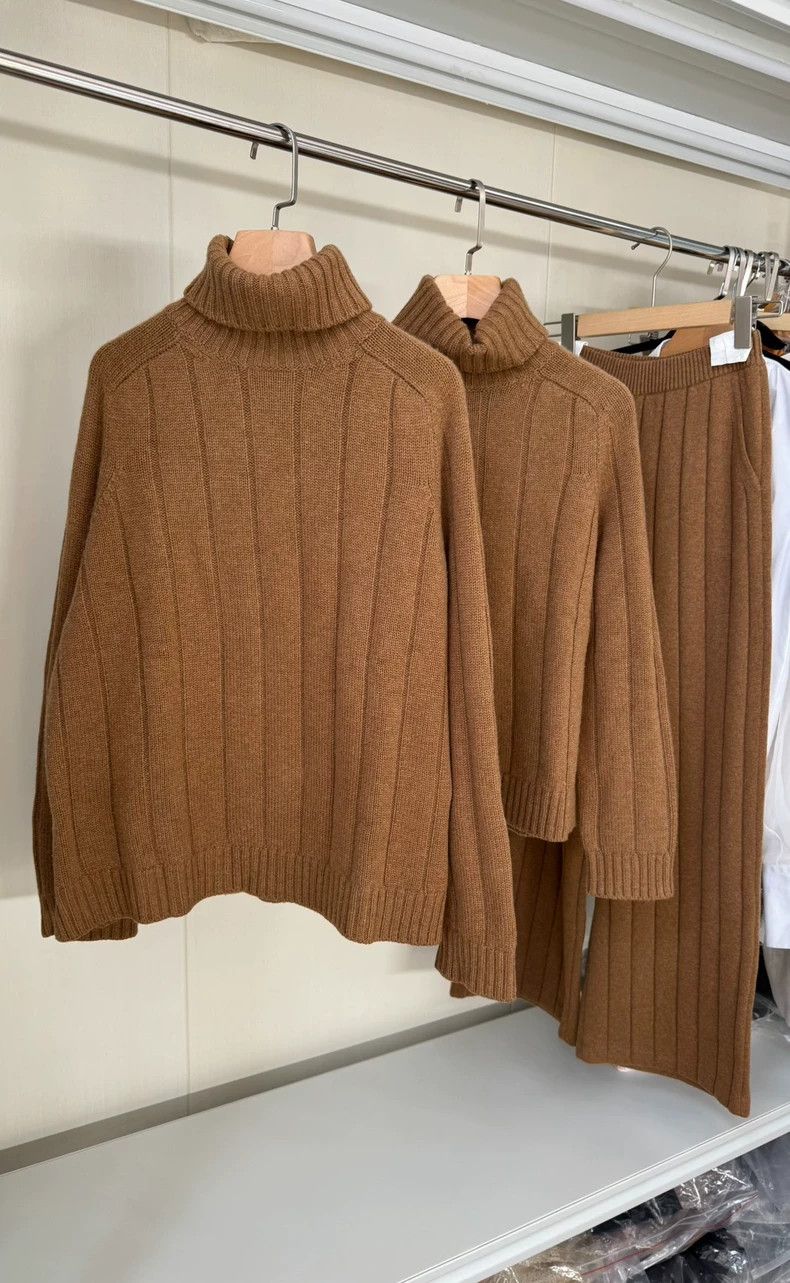 Loro Piana Loro Piano 100% Baby Cashmere Sweater Size US M / EU 48-50 / 2 - 1 Thumbnail