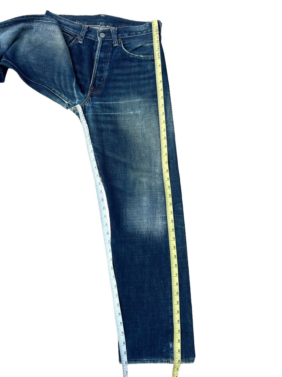 Levi's VTG 2002 Levi’s 501 XX LVC 1937 Ripped Denim Selvedge Jeans Size US 30 / EU 46 - 4 Thumbnail
