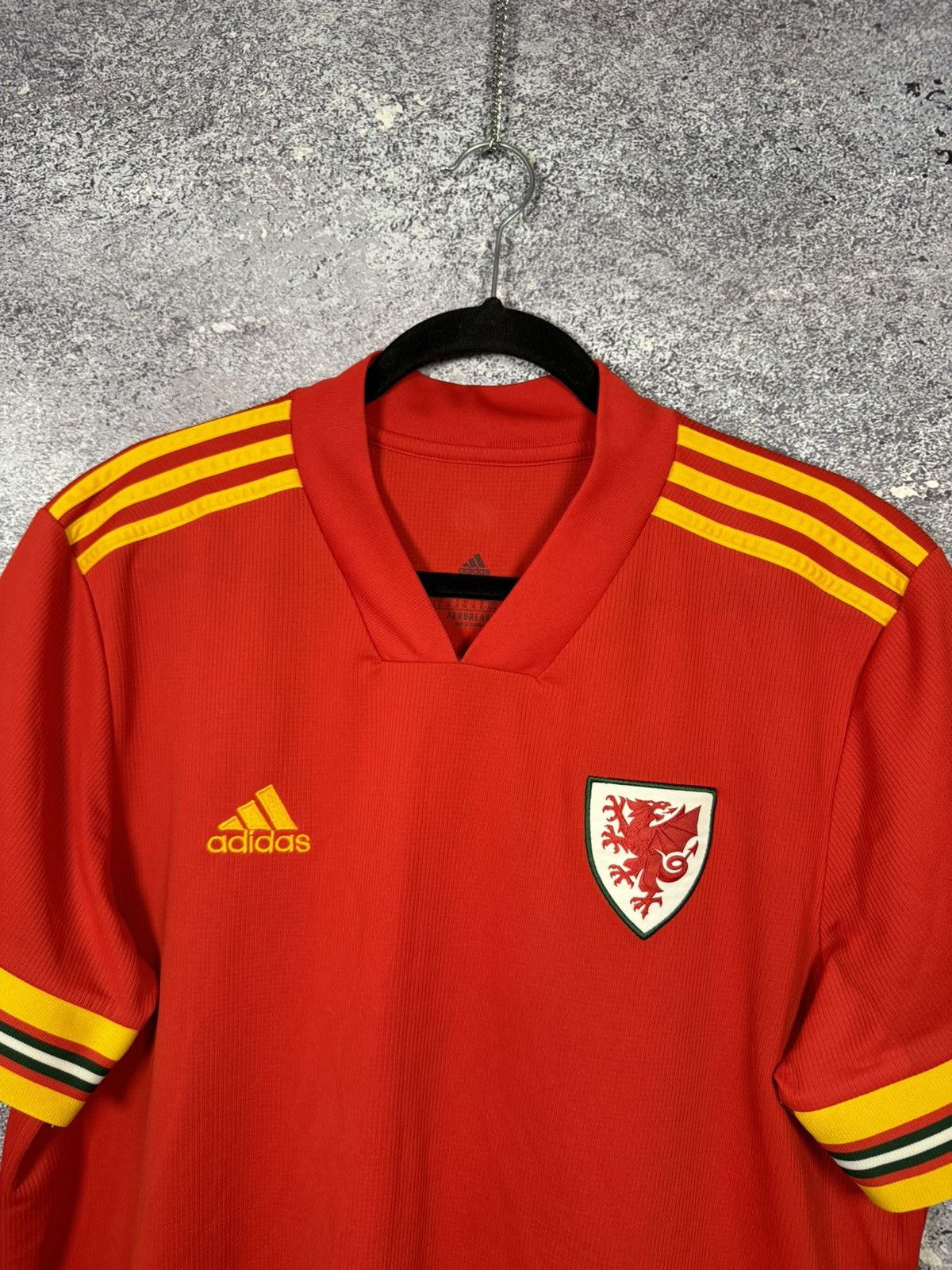 Adidas Wales National Team 2020 Adidas Soccer Jersey XL Size US XL / EU 56 / 4 - 5 Thumbnail