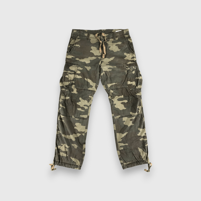Uniqlo Uniqlo Camo Multi Pocket Parachute Cargo PantJ154 Grailed
