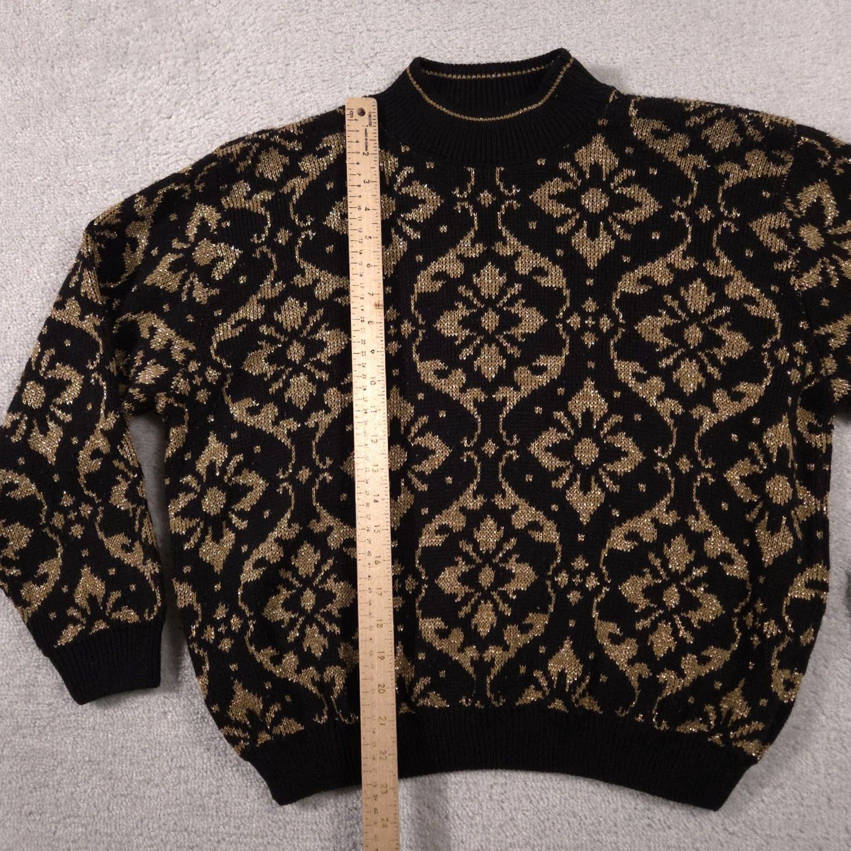 Vintage VINTAGE Alfred Dunner Sweater Womens Large Black Gold Shimmer 90s Made in USA Size L / US 10 / IT 46 - 7 Thumbnail