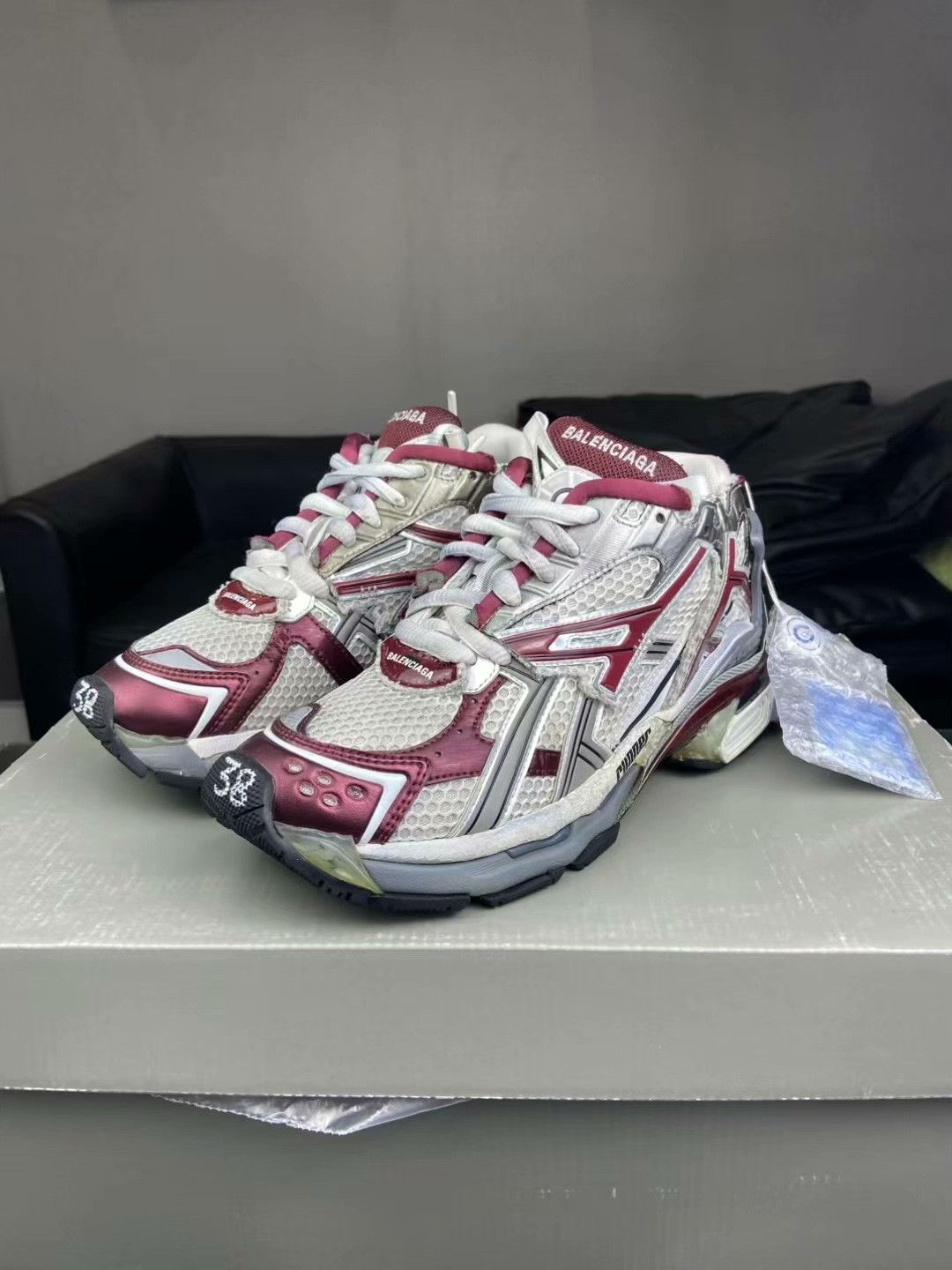 Balenciaga Balenciaga Running Red Lowtop Sneakers us_7-5 Women Size US 7.5 / IT 37.5 - 1 Thumbnail