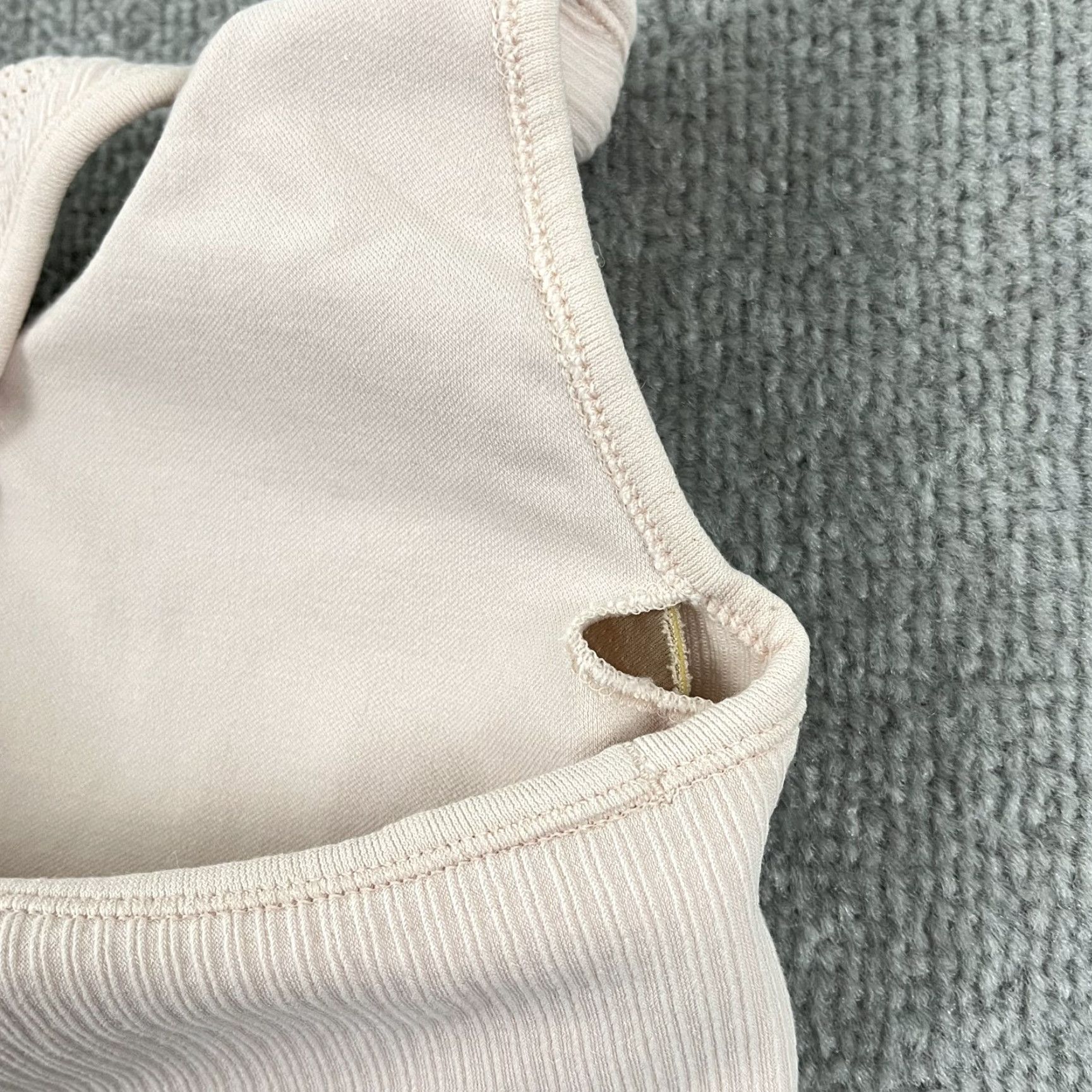 Athleta Athleta Sports Bra Womens Medium Light Pink Racerback Padded Fitness Yoga Gym & Training Size ONE SIZE - 6 Thumbnail