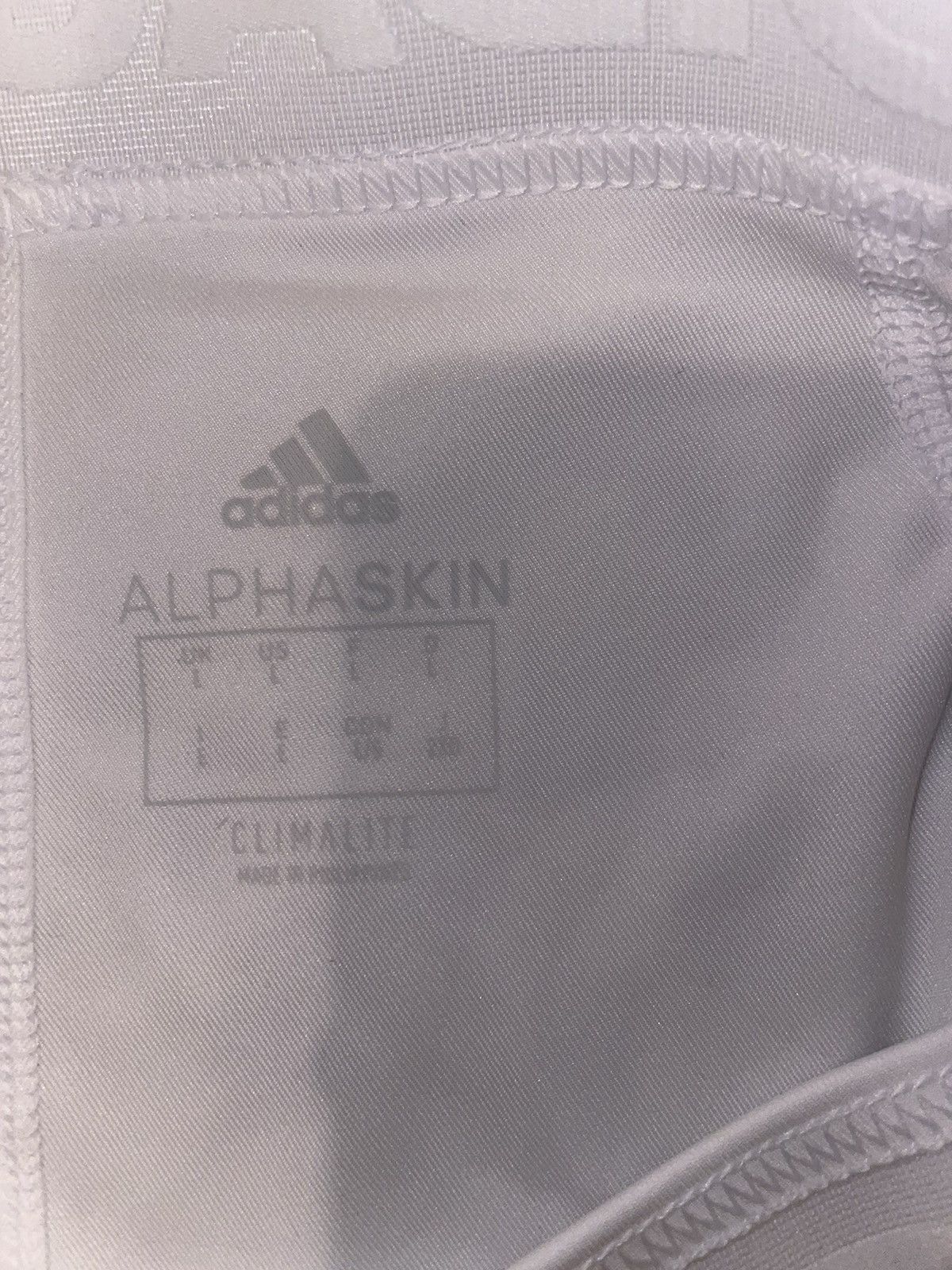 Adidas Adidas Short Leggings Size US 39 - 4 Thumbnail
