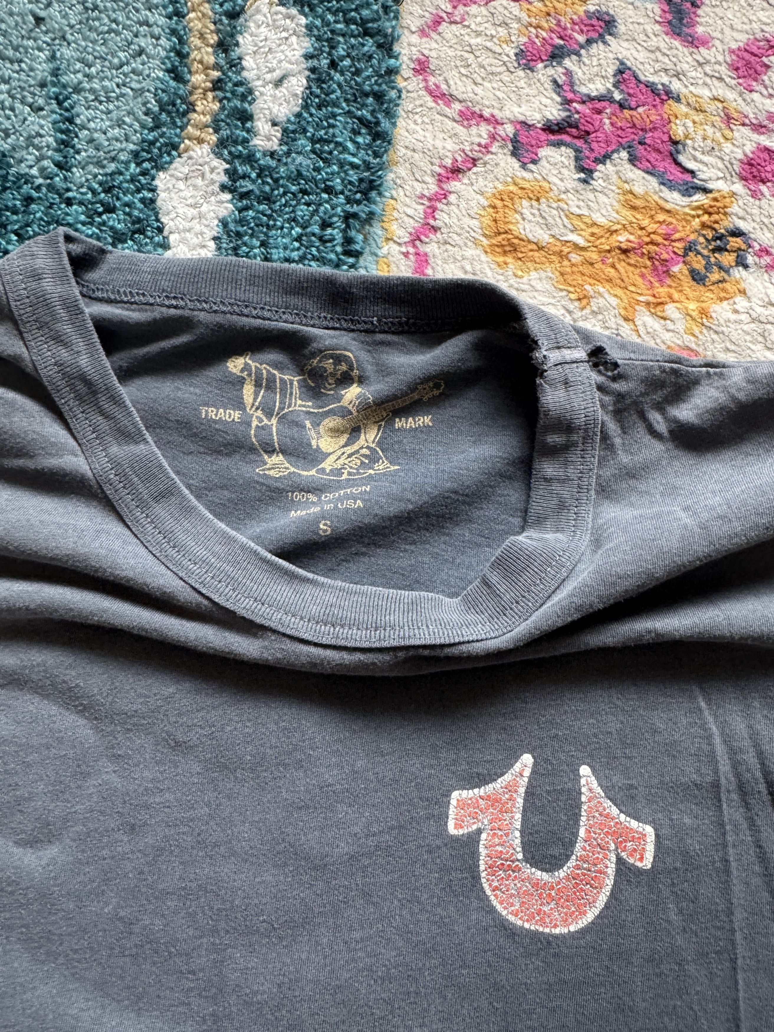 True Religion Buddha Logo T-Shirt - Y2k Thrashed Sun Faded Size US S / EU 44-46 / 1 - 7 Thumbnail