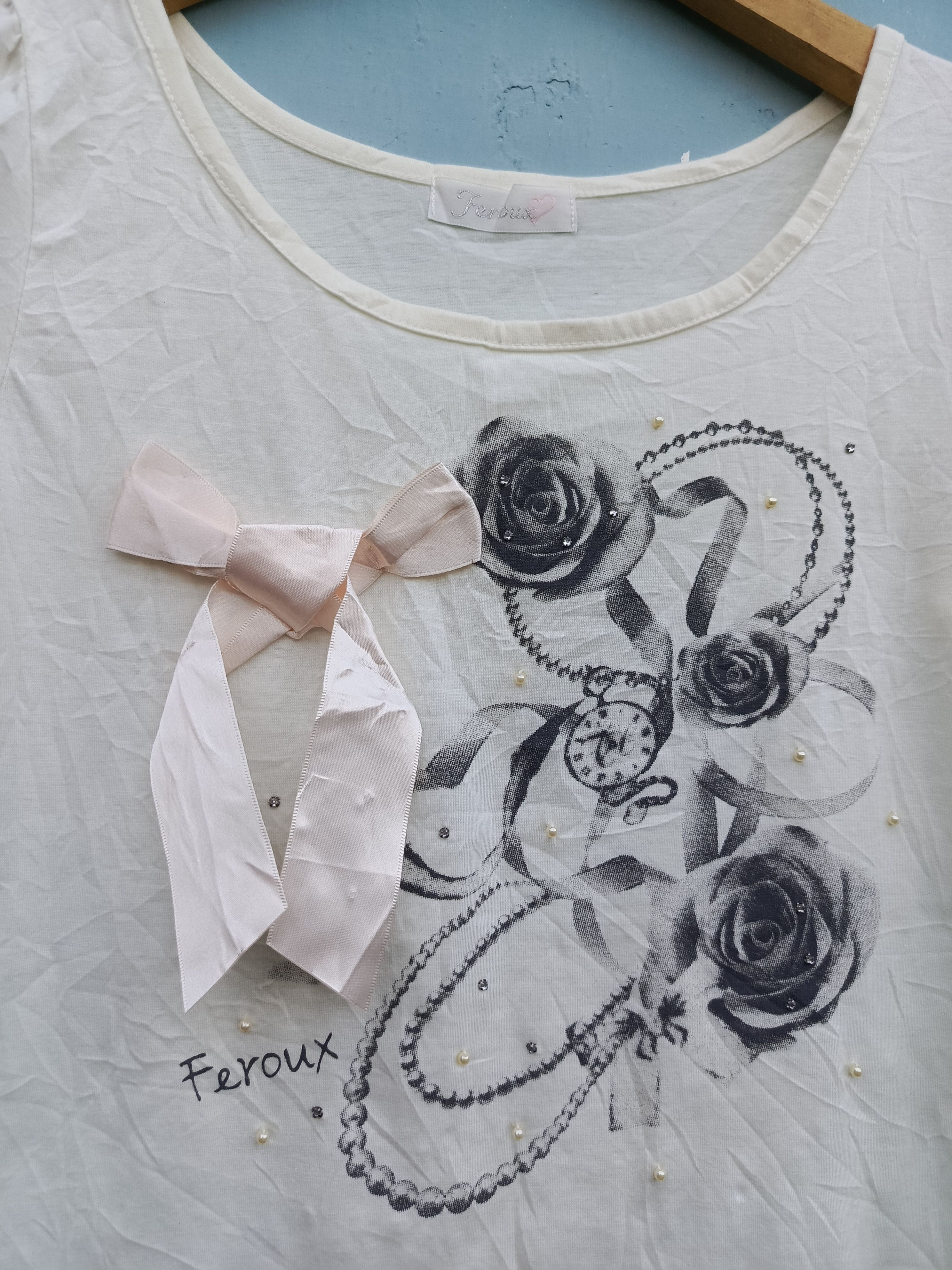 Japanese Brand Y2K Inspired Feroux Graphic Top – Super Cute Look Size US M / EU 48-50 / 2 - 2 Thumbnail