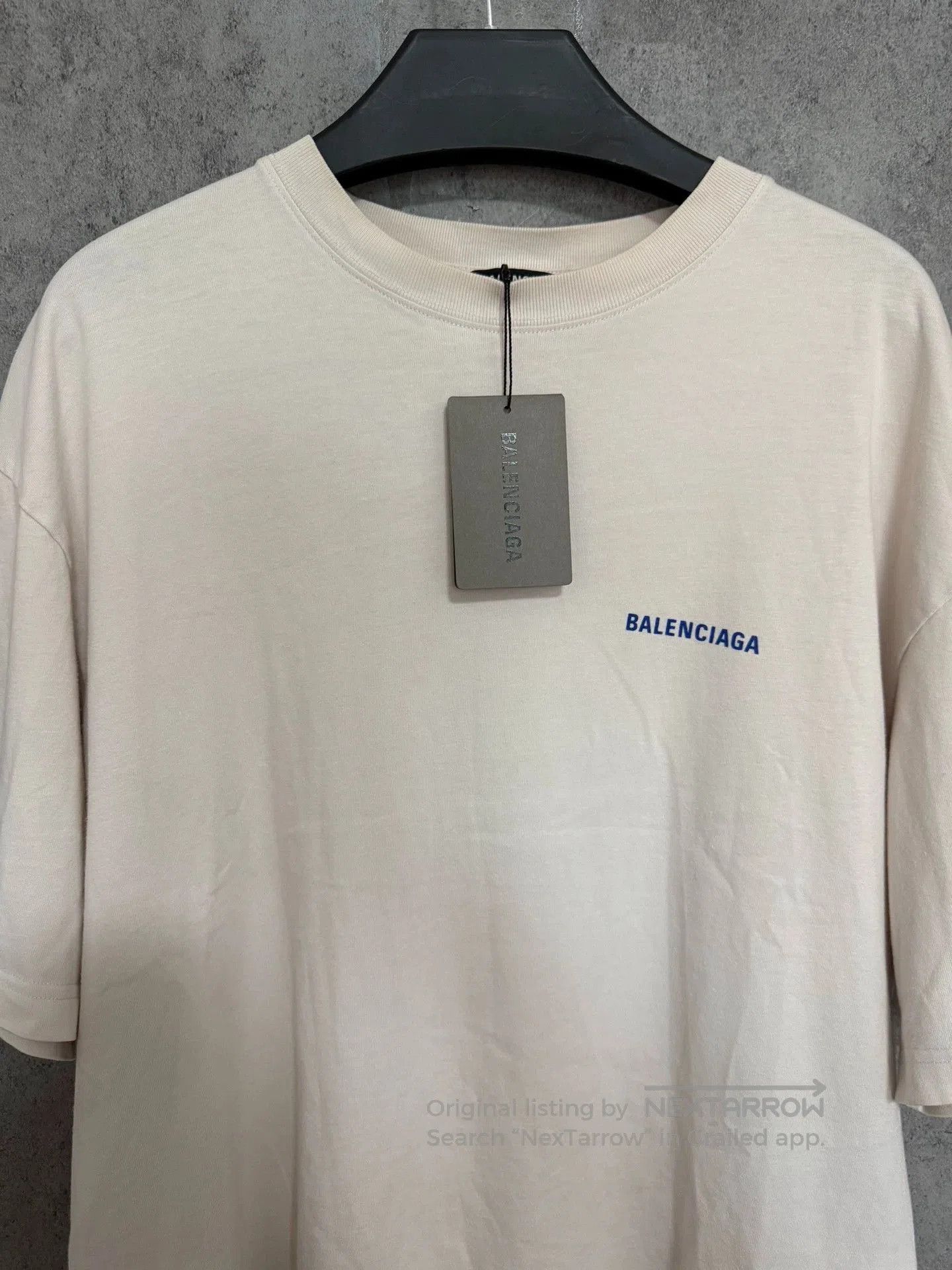 Balenciaga Balenciaga Beige Logo Short Sleeve Tee. Size US L / EU 52-54 / 3 - 2 Thumbnail