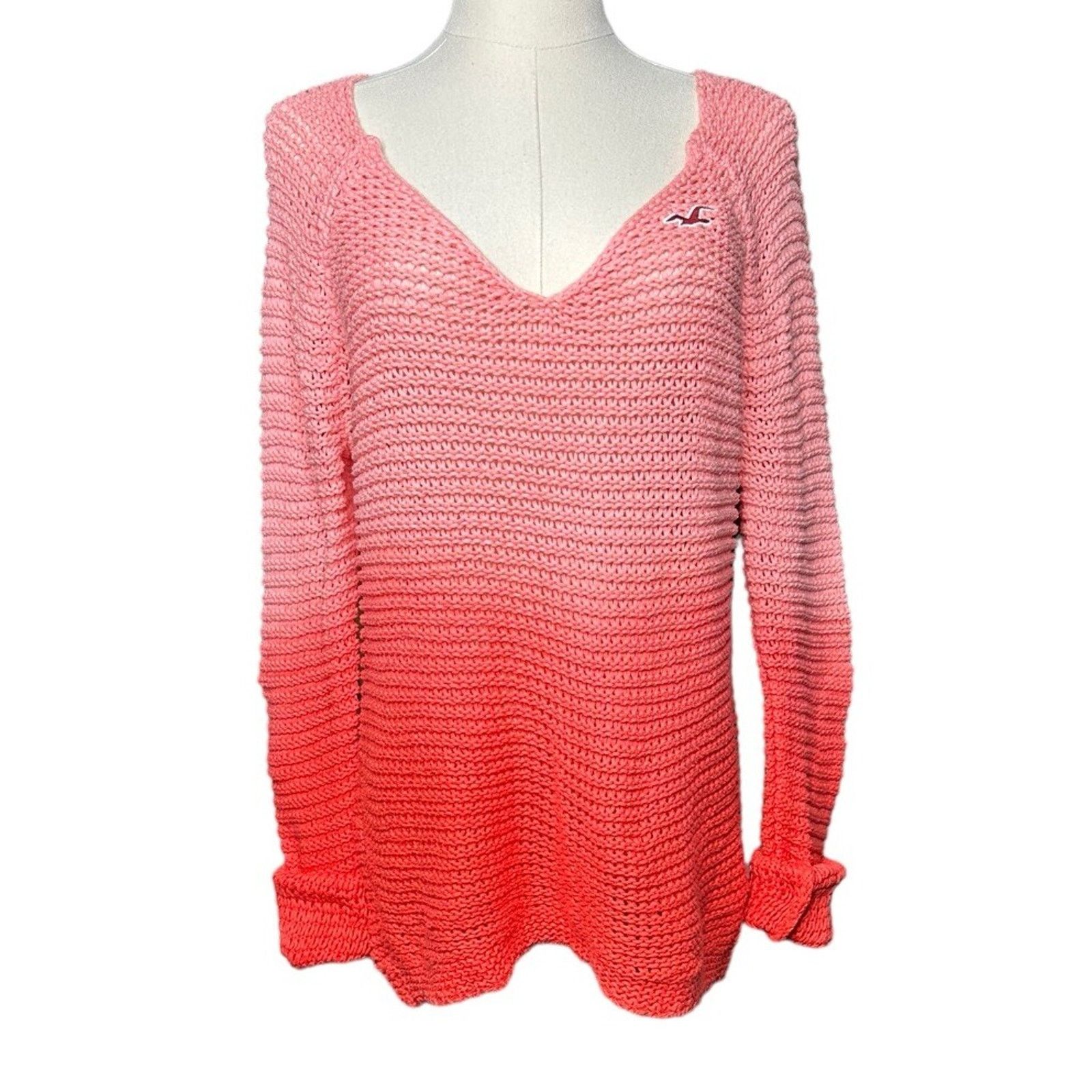 Hollister HOLLISTER Pink Coral Ombre V-Neck Beach Sweater Cover Up M Size M / US 6-8 / IT 42-44 - 1 Thumbnail
