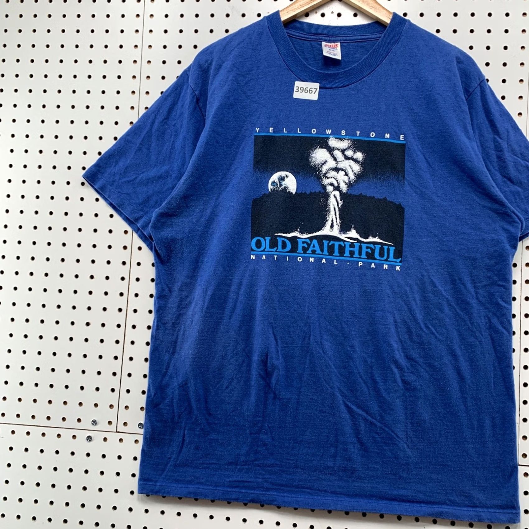 Jerzees VINTAGE Yellowstone Old Faithful Shirt Men XL Blue 80s Park T-Shirt Graphic Print Short Sleeve Crew Neck Mens Size US XL / EU 56 / 4 - 3 Thumbnail