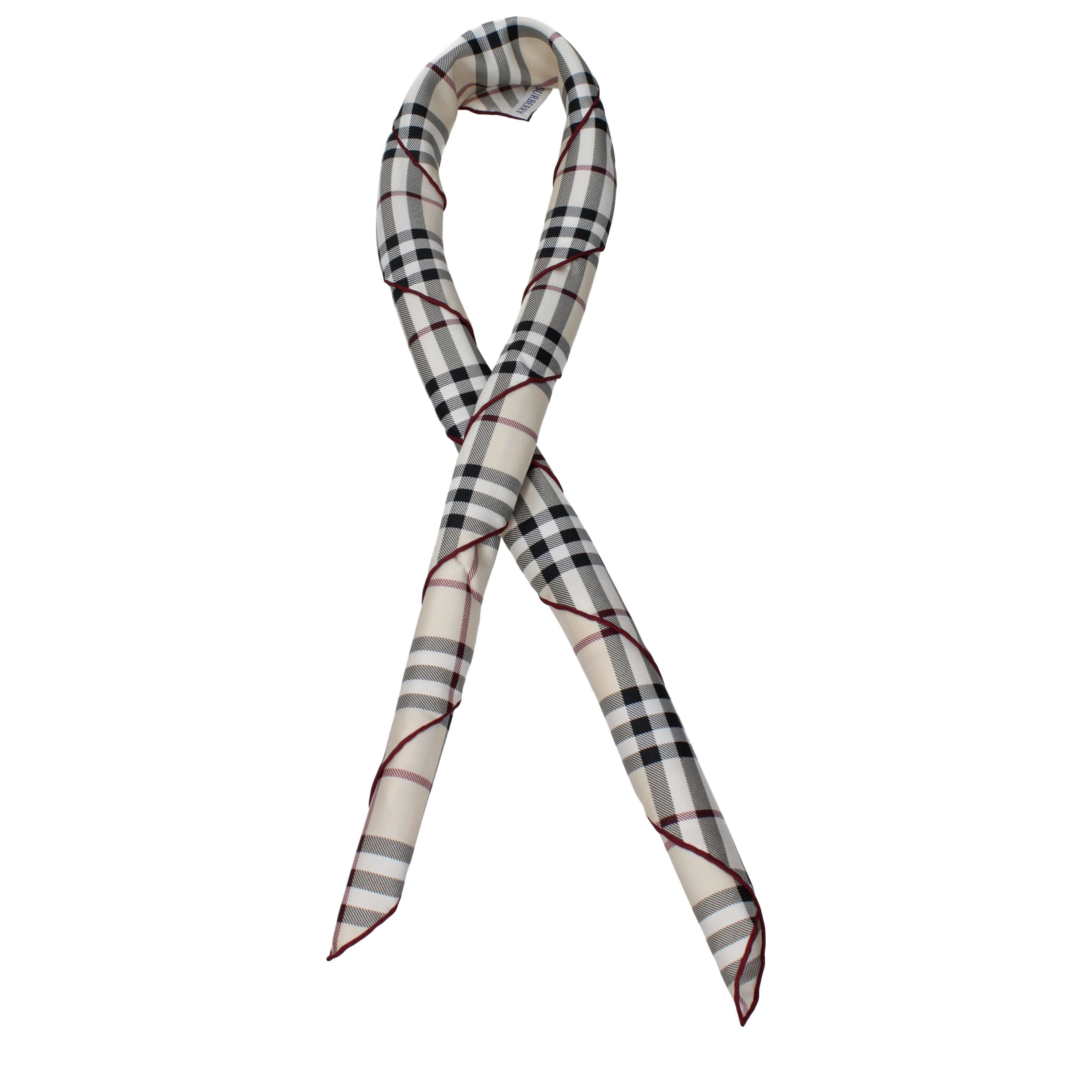 Burberry Foulard Size ONE SIZE - 1 Thumbnail