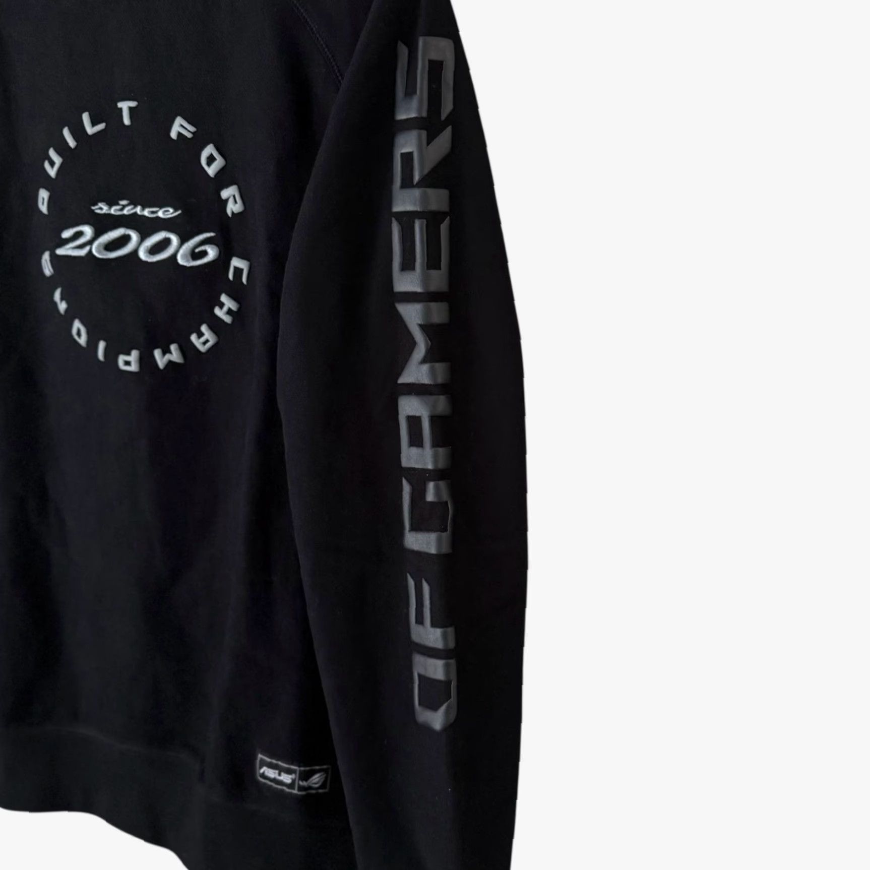 Vintage ASUS Heavyweight Embroidered Crewneck Sweatshirt Black Men's Size S Size US S / EU 44-46 / 1 - 7 Thumbnail