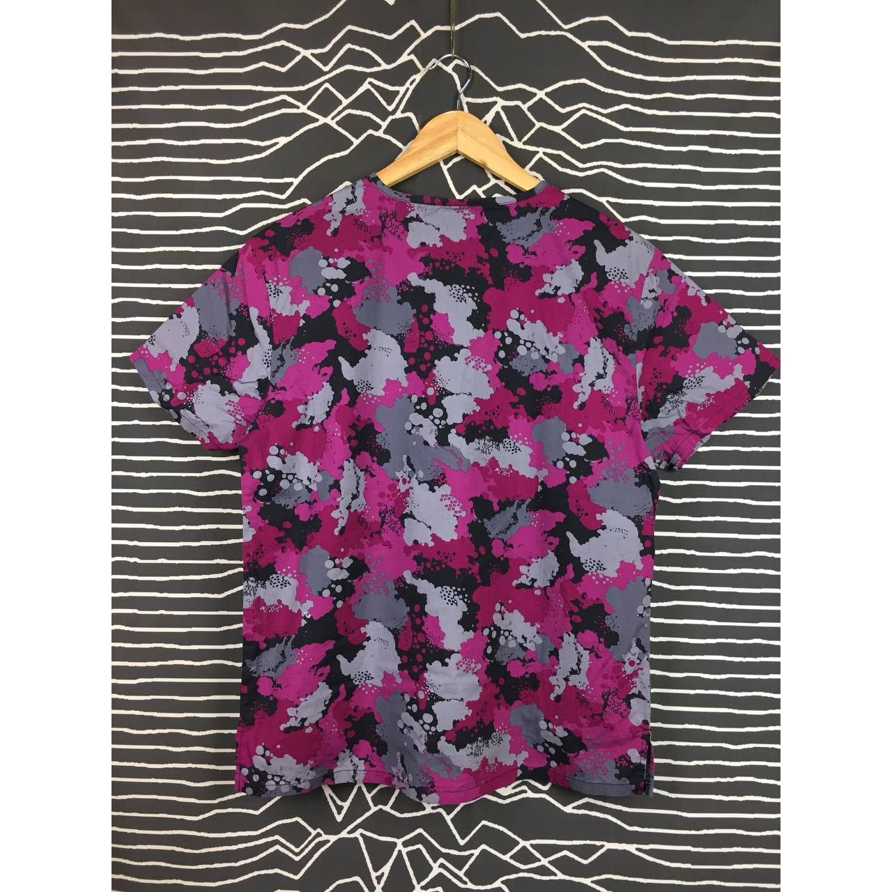 Dickies × Vintage Dickies Workwear Abstract Print V-Neck Scrub Top Size S Size US S / EU 44-46 / 1 - 6 Thumbnail