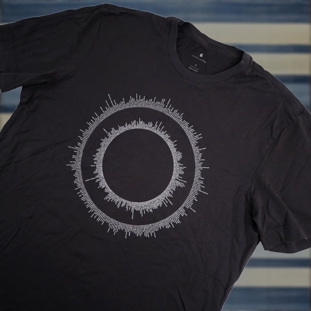 Apple VINTAGE Apple T-Shirt Mens Small Gray Employee Every Store Location 9/10 Shirts Size US S / EU 44-46 / 1 - 1 Thumbnail