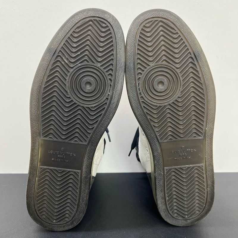 Louis Vuitton Louis Vuitton Rivoli Casual Sneakers in White and Blue -250 Size US 8.5 / EU 41-42 - 4 Thumbnail