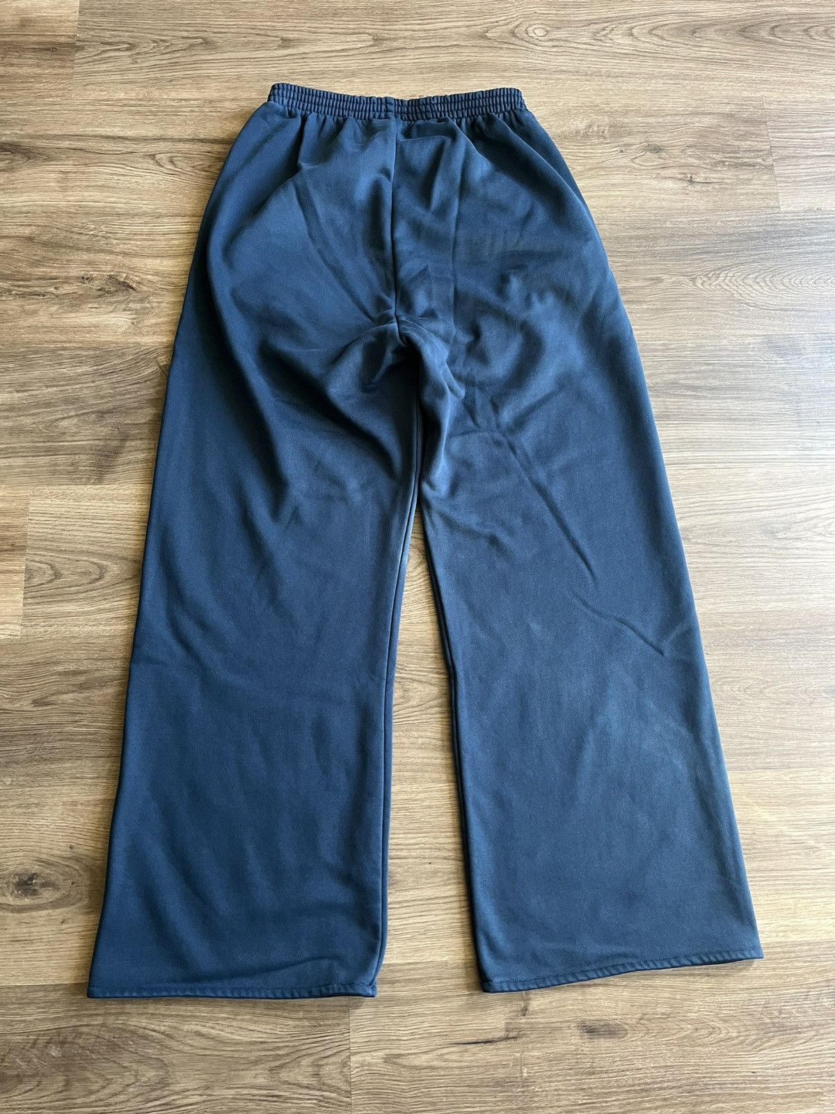 Balenciaga × Gap × Kanye West YGEBB Yeezy Gap Sweatpants Bundle Size Medium Size US 32 / EU 48 - 2 Thumbnail