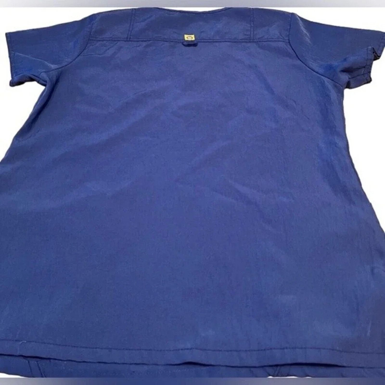 The Unbranded Brand WonderWink scrub top, size Large with two front pockets. Size L / US 10 / IT 46 - 2 Thumbnail