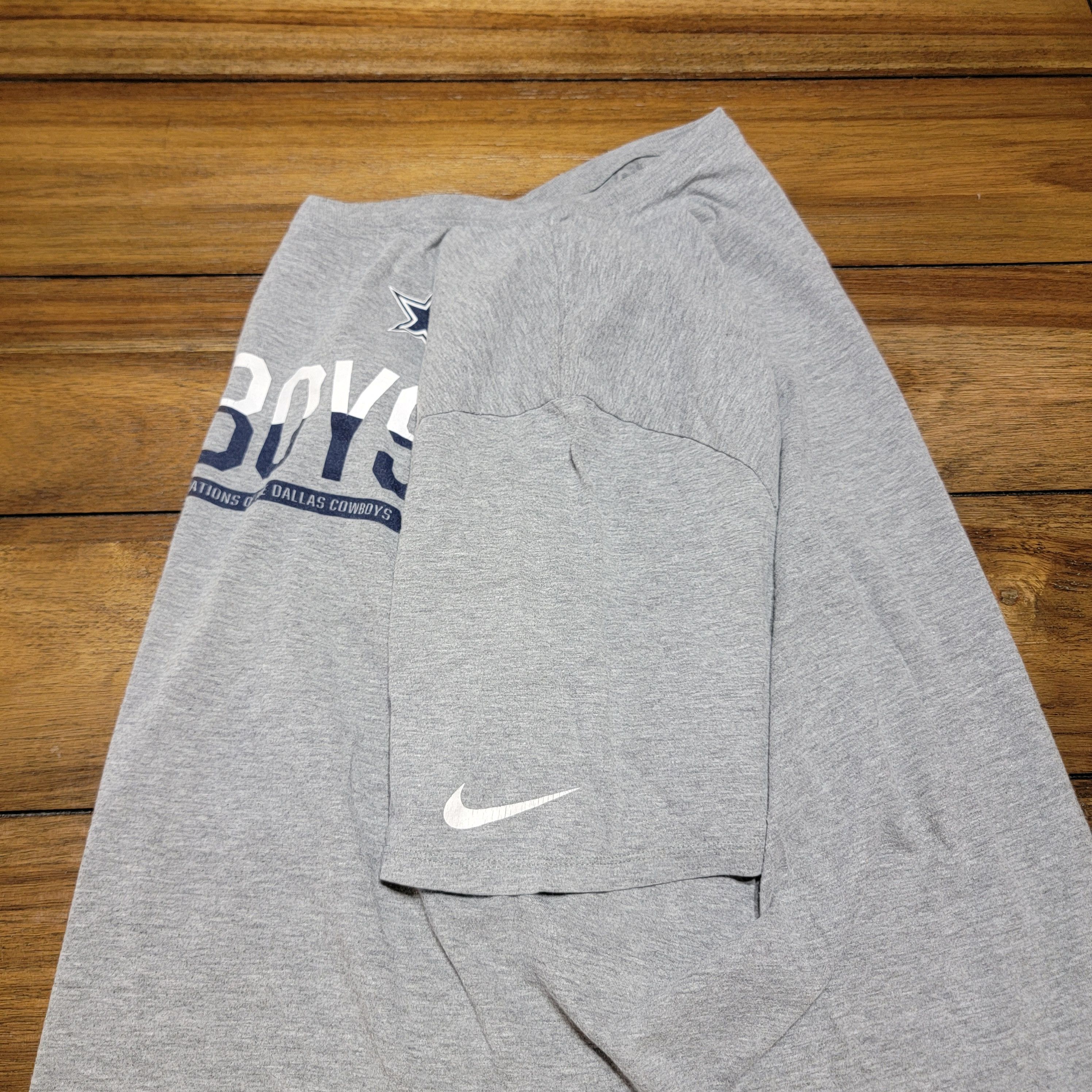 Nike Nike Tee SS Unisex "Dallas Cowboys: Engineered To The..." XL Size US XL / EU 56 / 4 - 3 Thumbnail