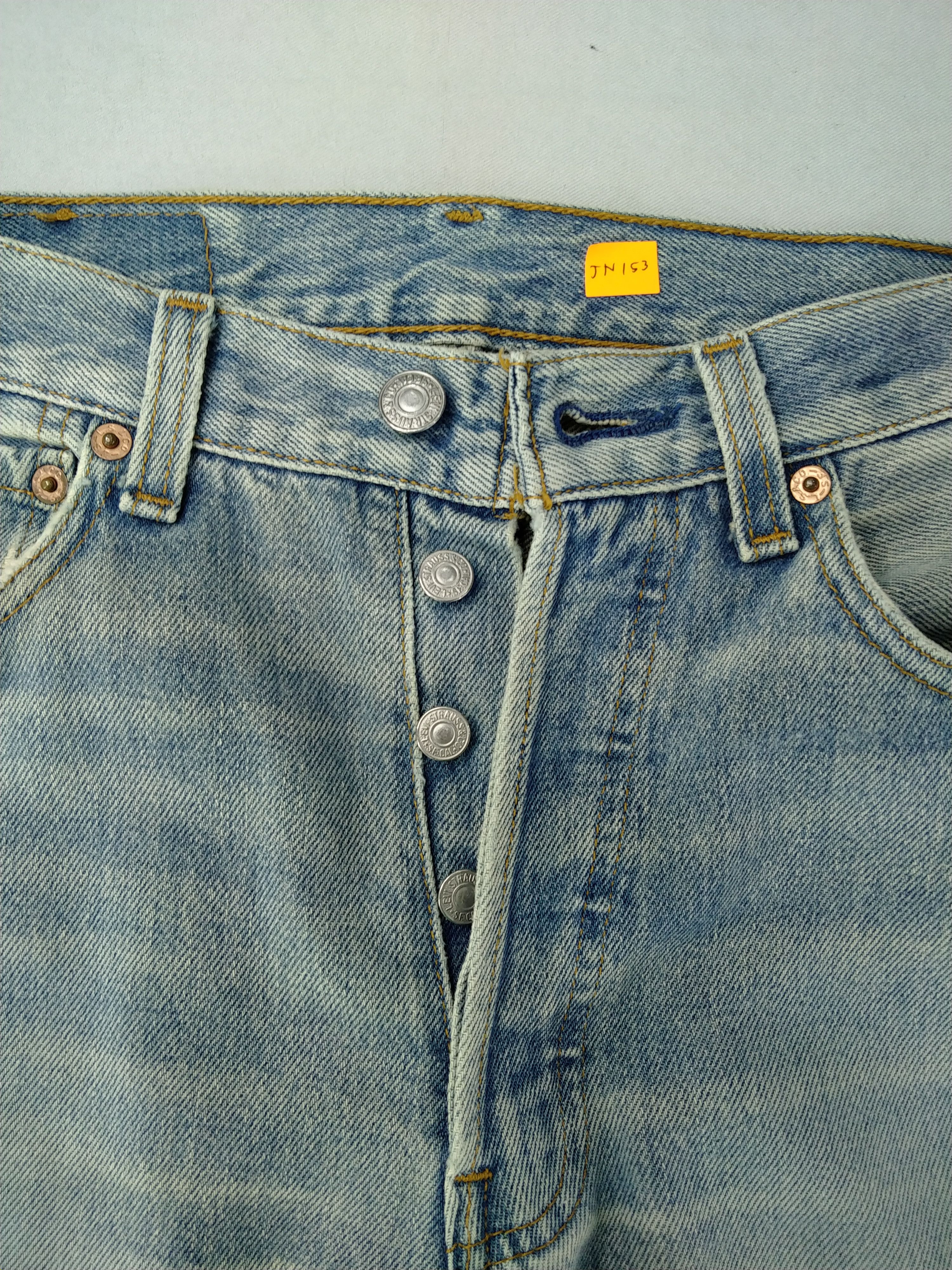 Levi's Light Wash Distressed Vintage Levi's 501 Denim 28x33 -JN153 Size US 28 / EU 44 - 7 Thumbnail