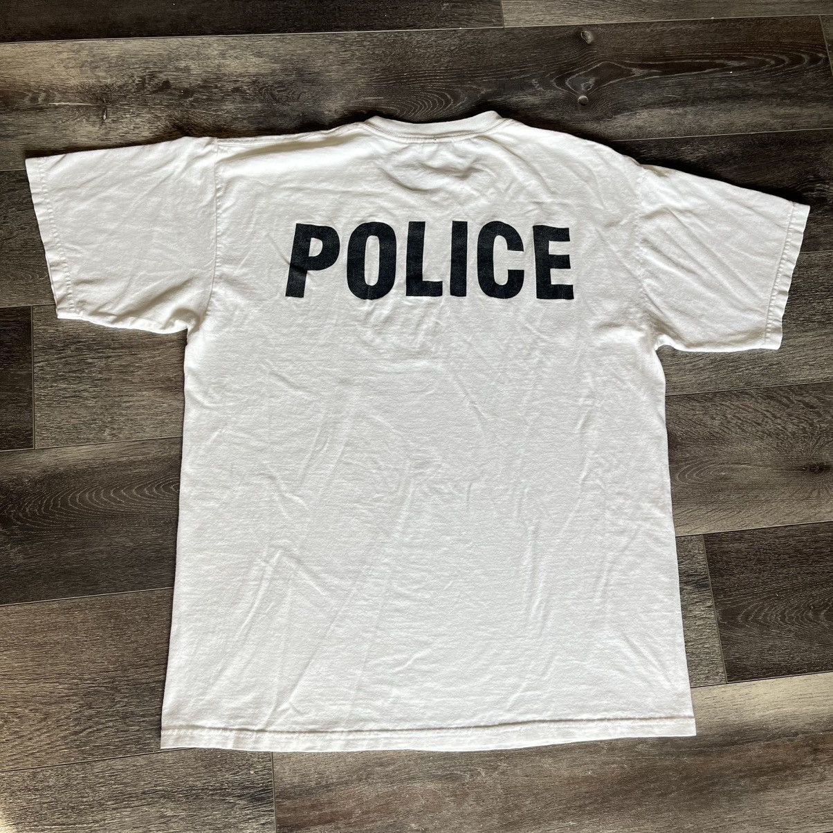 Vintage Vintage 2000s Police Text Logo Double Sided Parody Tee Shirt Size US L / EU 52-54 / 3 - 2 Thumbnail