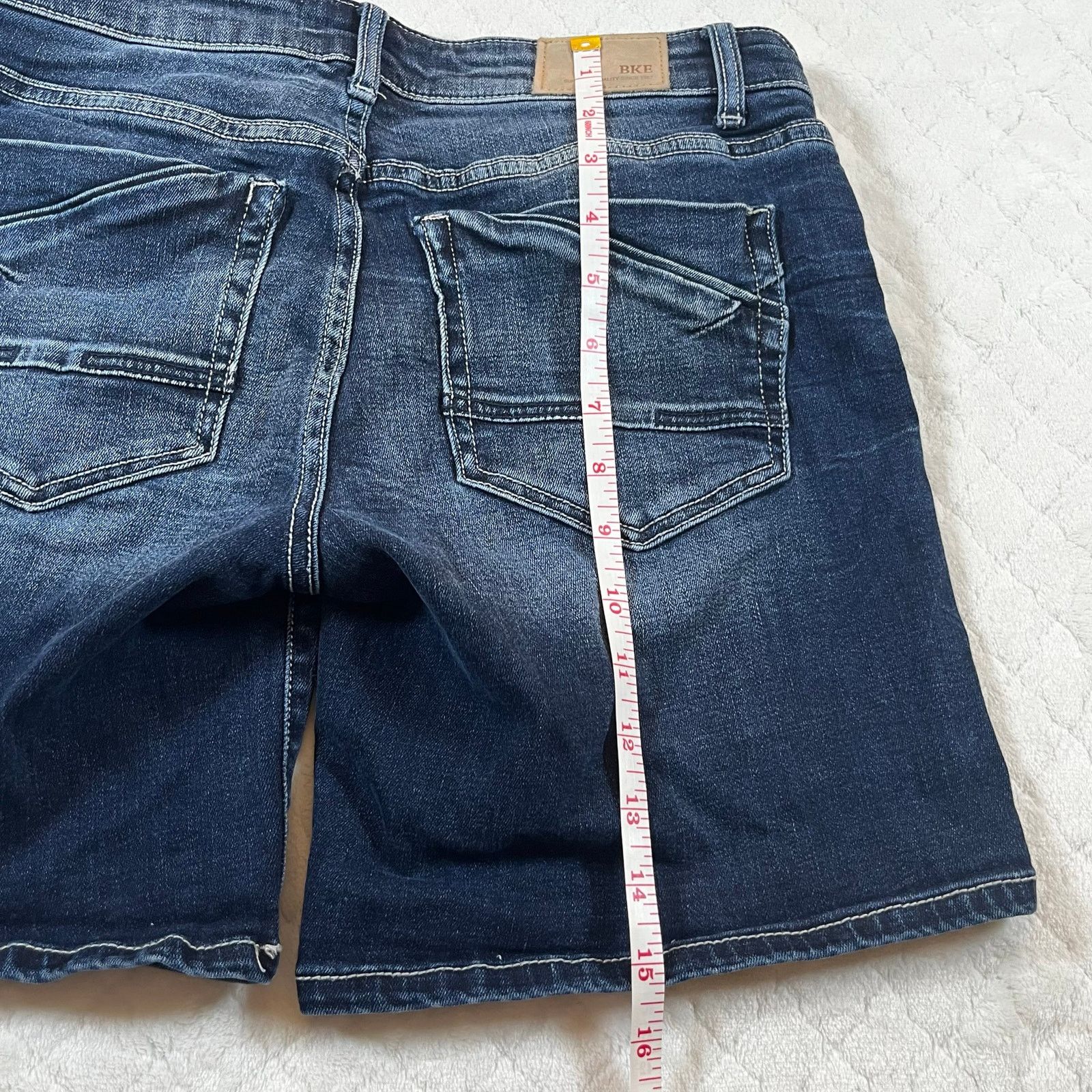 BKE BKE Stella Shorts - size 6 - excellent condition Size 28" / US 6 / IT 42 - 6 Thumbnail