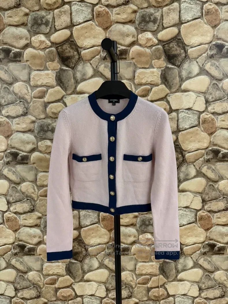 Chanel Chanel Pink and blue colour-block knitted cardigan coat Size XXS / US 00 / IT 34 - 1 Thumbnail