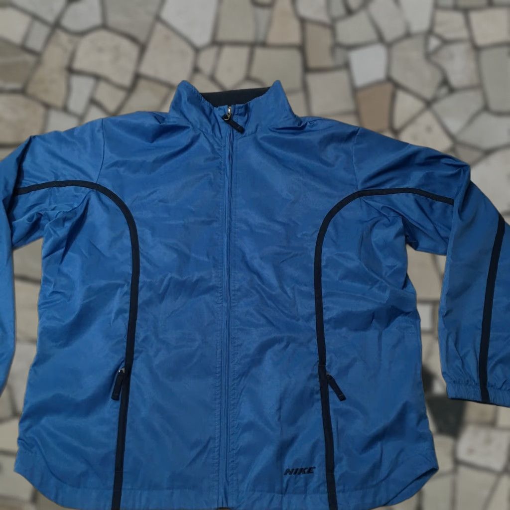 Nike VINTAGE Nike Fleece Lined Blue Soft Shell Zip Up Jacket XL Men's Windbreaker Fits XL Nike Jacket Blue Lined Softshell Vintage 90s? Size US XL / EU 56 / 4 - 1 Thumbnail