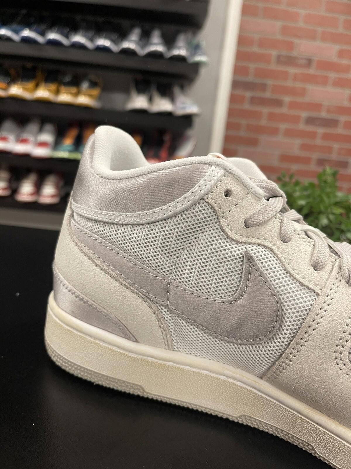 Nike Size 10.5 - Nike Attack SP x Social Status Silver Linings Size US 10.5 / EU 43-44 - 7 Thumbnail