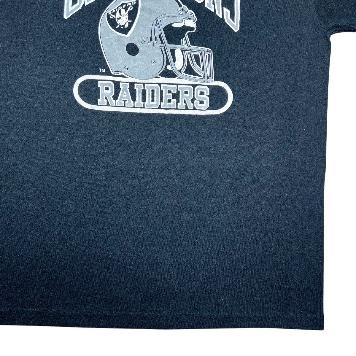 NFL × Vintage 84 NFL Los Angeles Raiders Helmet Super Bowl Champions Tee Size US L / EU 52-54 / 3 - 6 Thumbnail