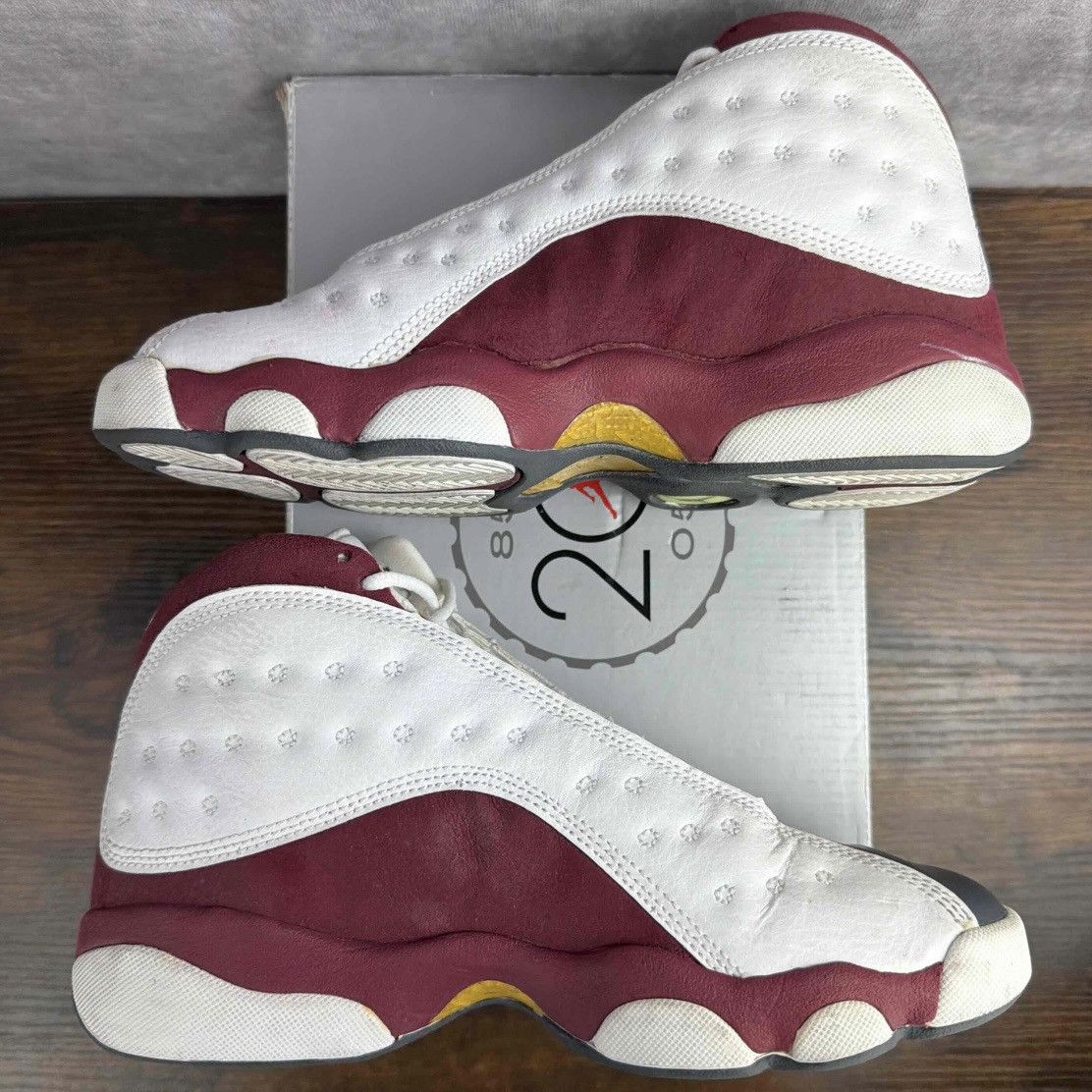 Jordan Brand Air Jordan 13 Retro Grey Toe 2005 Size 4.5 GS 6W 310271-161 Size US 6 / IT 36 - 4 Thumbnail