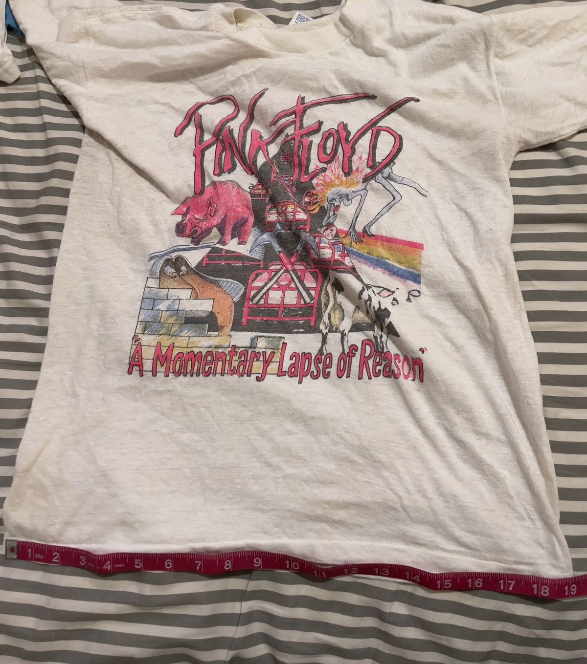 Vintage 1988 Pink Floyd A Momentary Lapse of Reason Tour Sz S Size US S / EU 44-46 / 1 - 7 Thumbnail