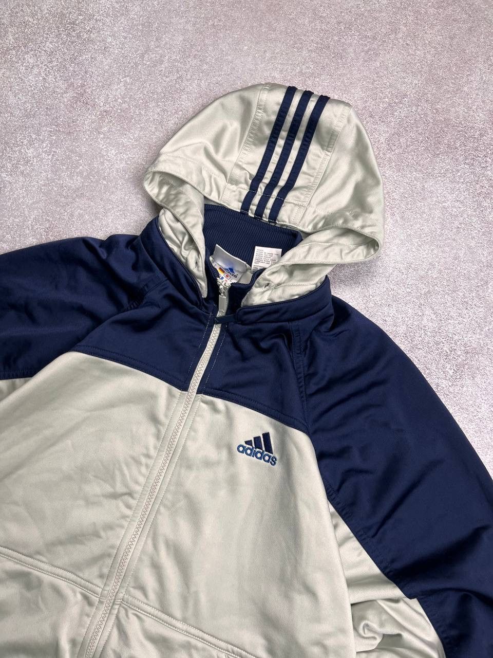 Adidas × Vintage Vintage Adidas Boxy Archival Zip Hoodie Y2K L Size US L / EU 52-54 / 3 - 3 Thumbnail