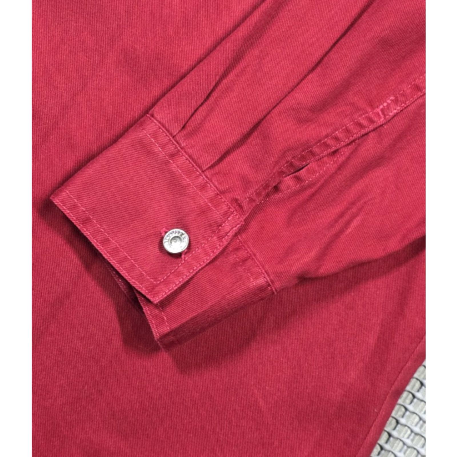 Levi's VINTAGE Levi's Red Tab Denim Shirt L Men Red 90s Workwear Button-Up with Pockets Size US L / EU 52-54 / 3 - 6 Thumbnail