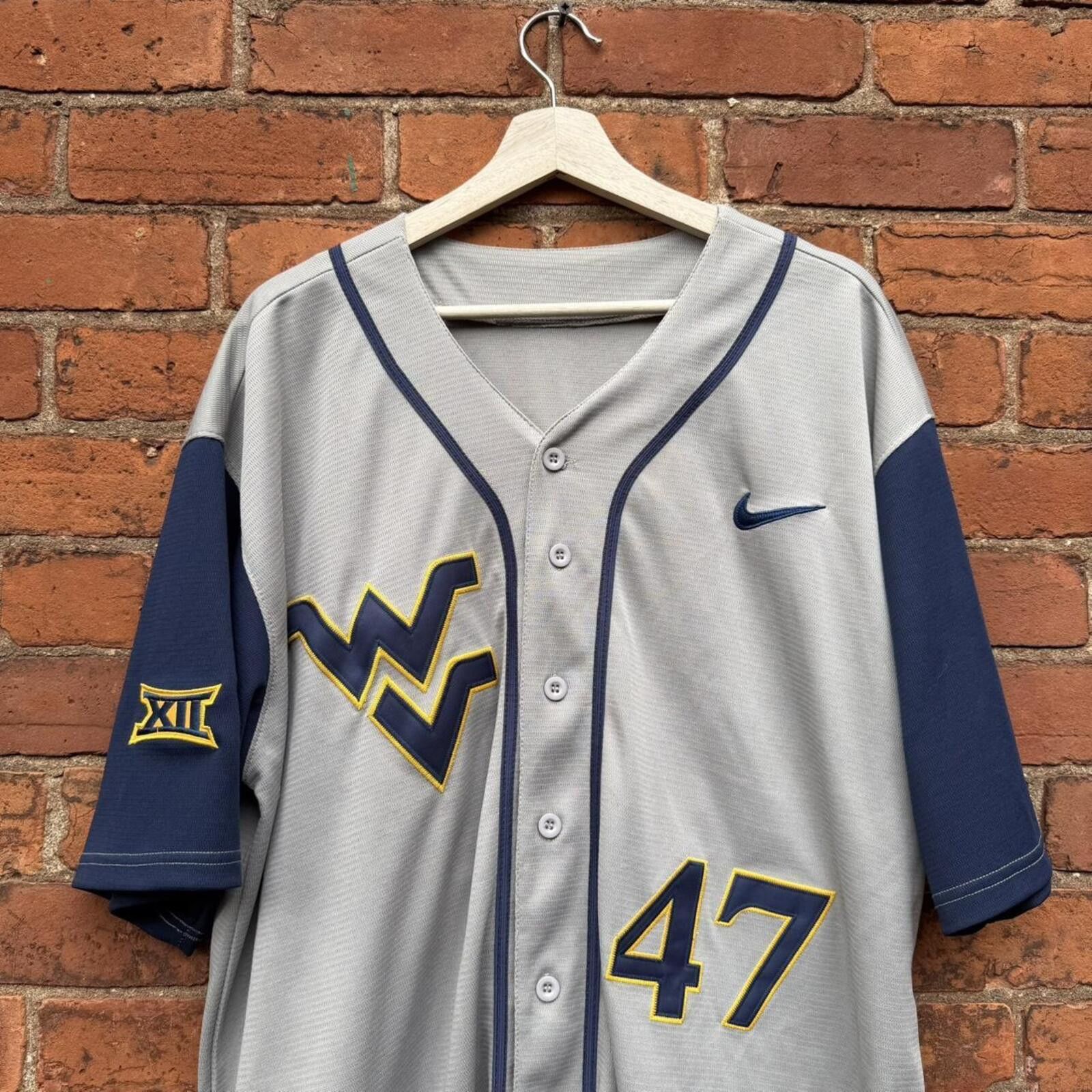 Nike West Virginia mountaineers Alek Manoah team Nike jersey XXL Size US XXL / EU 58 / 5 - 2 Thumbnail