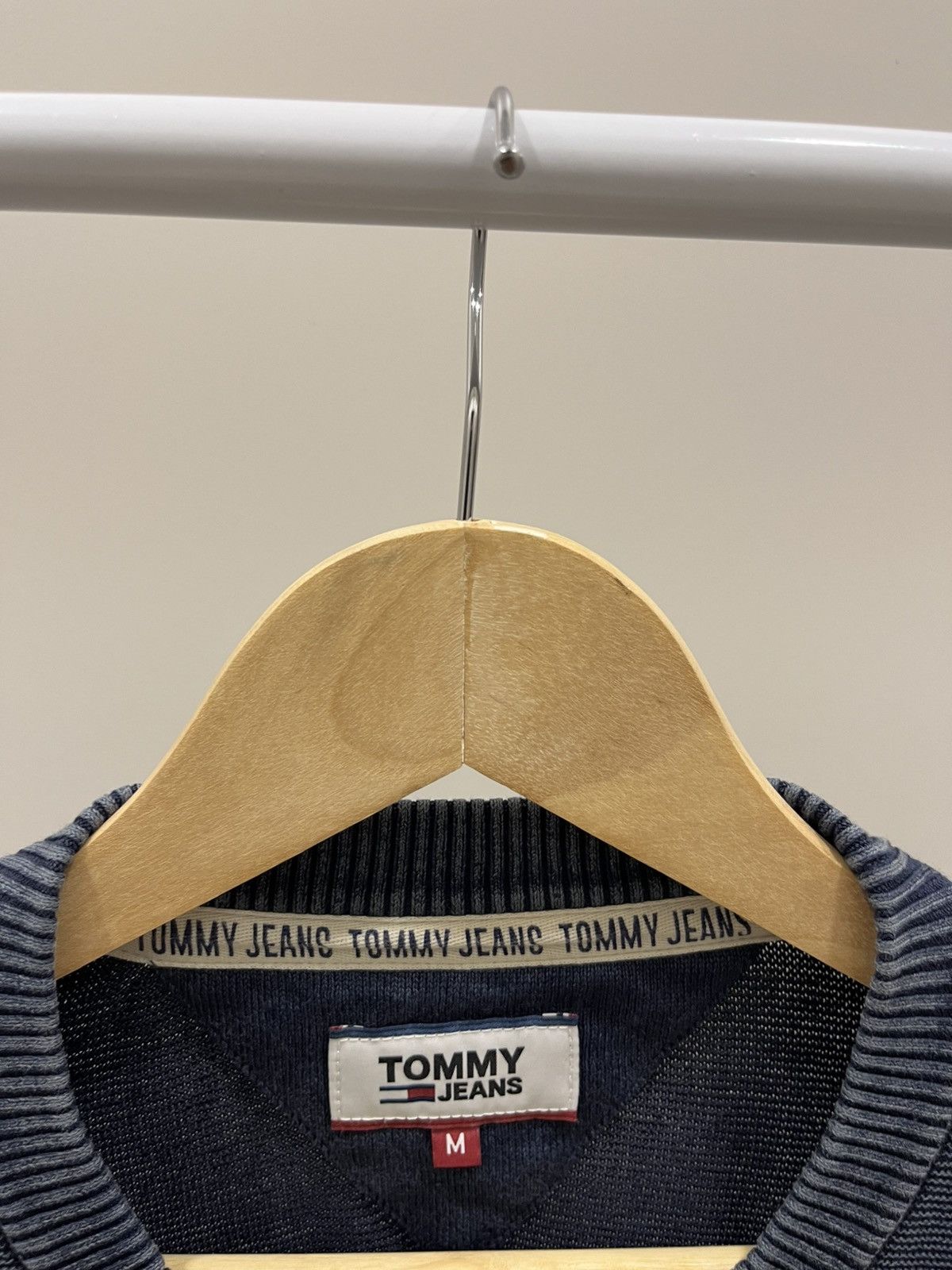 Tommy Hilfiger Tommy Hilfiger Sweatshirt M Tommy Flag Knit 90s Crewneck Size US M / EU 48-50 / 2 - 4 Thumbnail