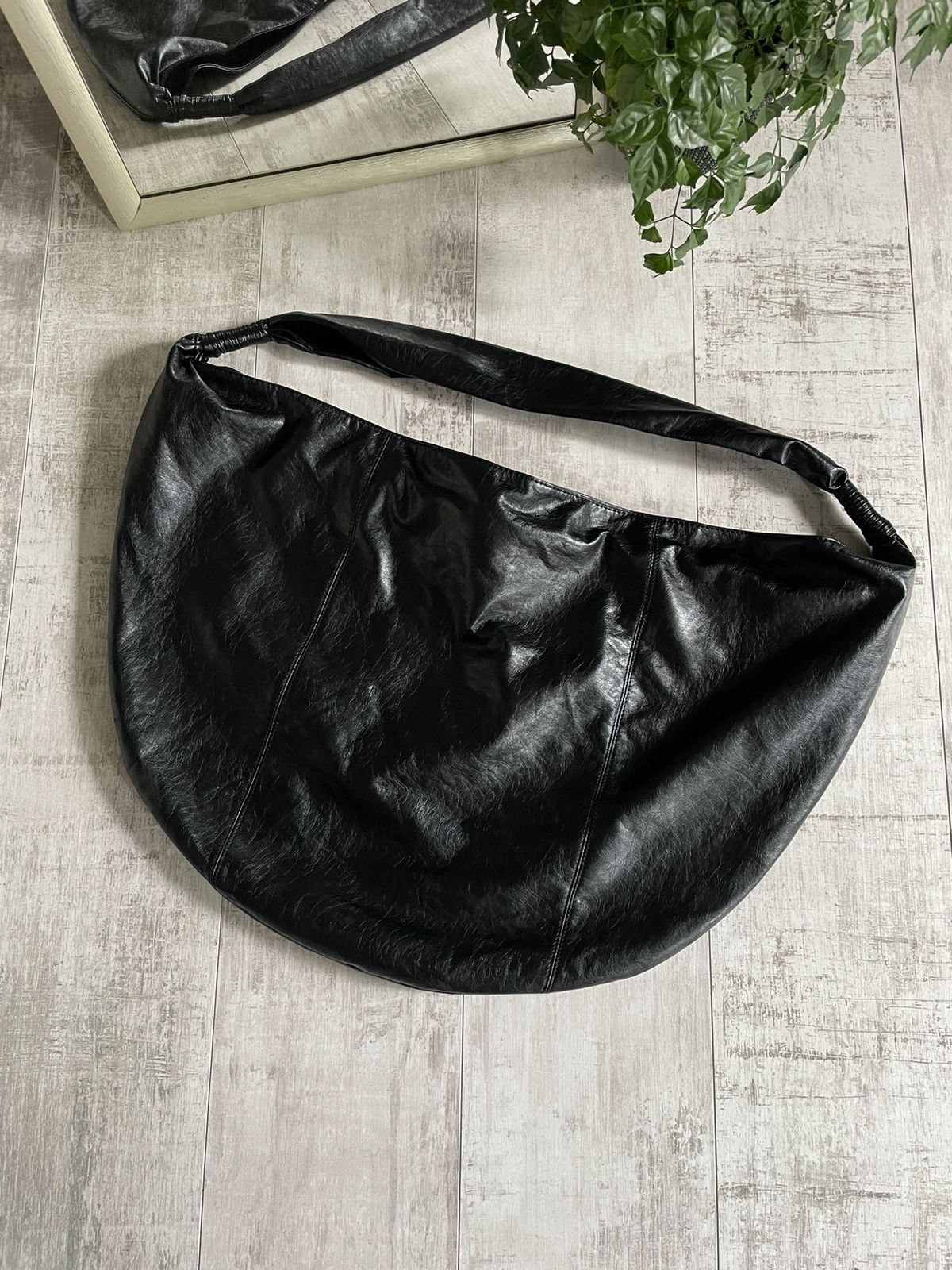 If Six Was Nine × Japanese Brand Parachute Vintage Y2K Black Oversized Bag Balenciaga Style Size ONE SIZE - 1 Thumbnail