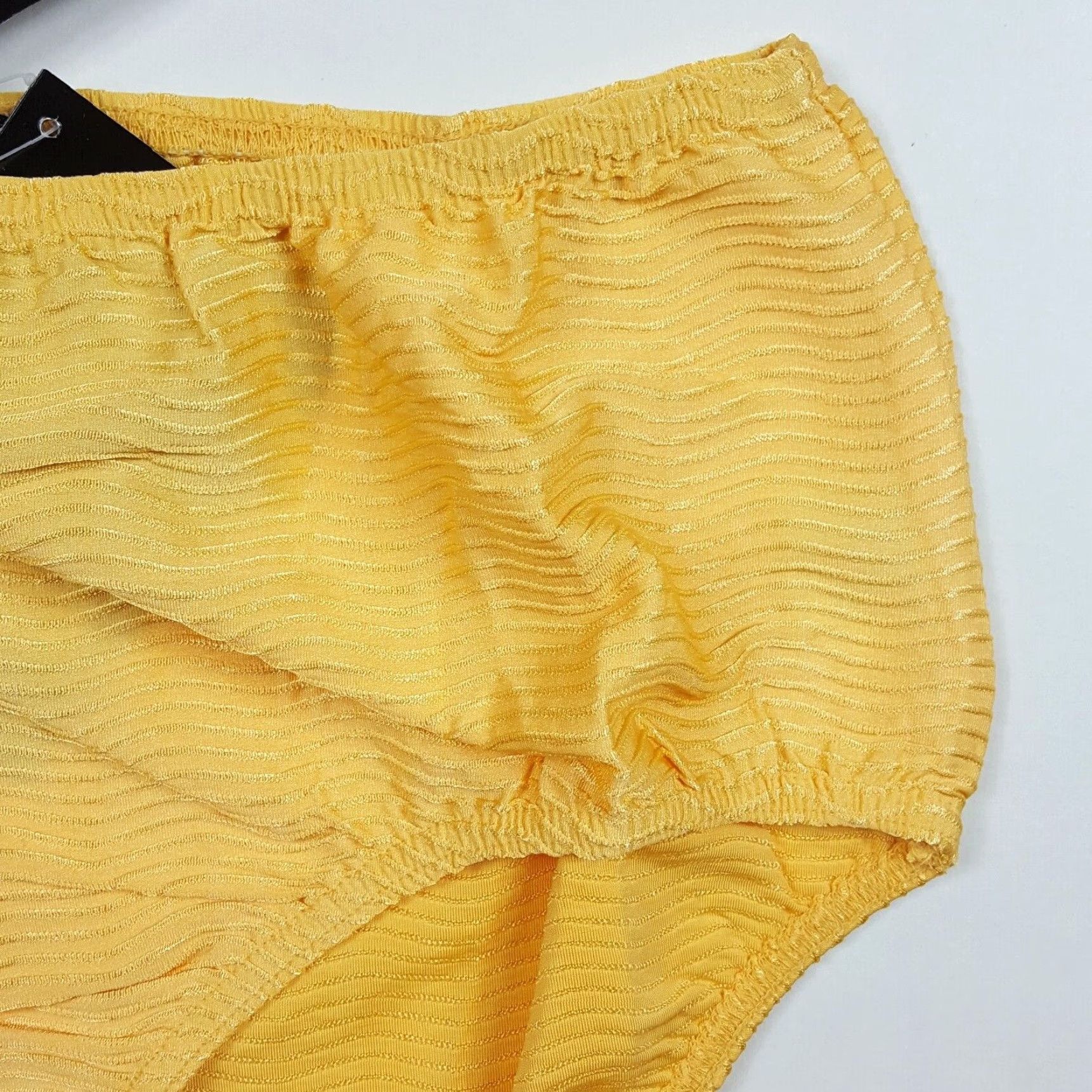 Vintage VINTAGE Jamie Sadock Yellow Nylon Stretch High Rise Briefs Panties Underwear Womens M Size 32" / US 10 / IT 46 - 2 Thumbnail