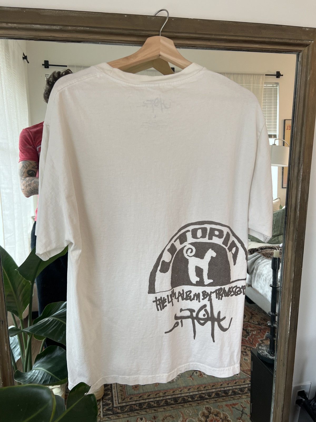 Travis Scott Travis Scott utopia tee Size US L / EU 52-54 / 3 - 4 Thumbnail