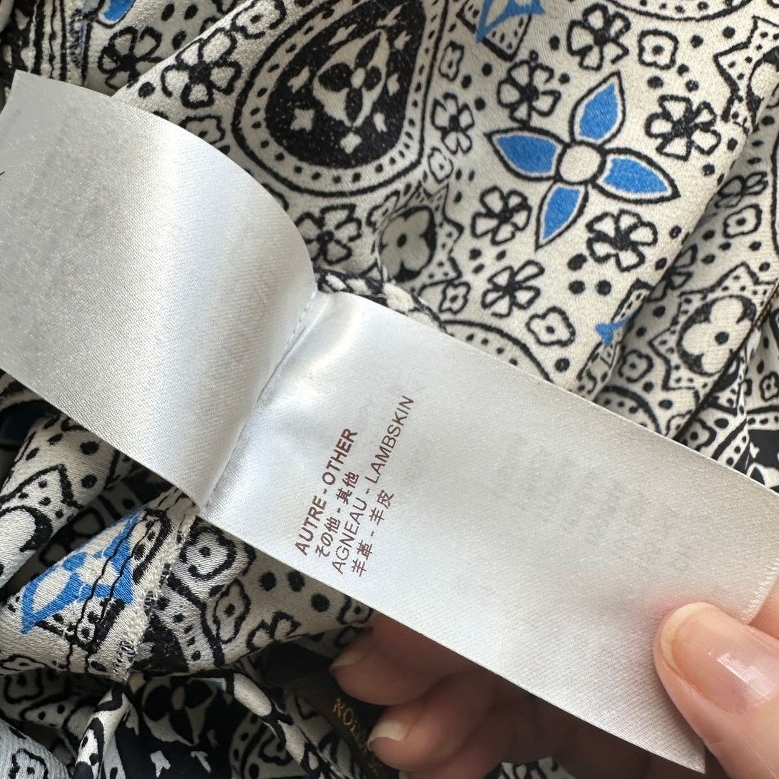 Louis Vuitton Louis Vuitton Silk Belted Midi White Black Blue 42 / 10 Size L / US 10 / IT 46 - 15 Thumbnail